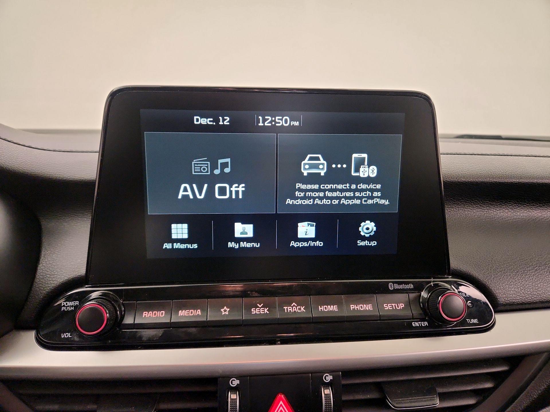 Thumbnail: 2020 Kia Forte - 15