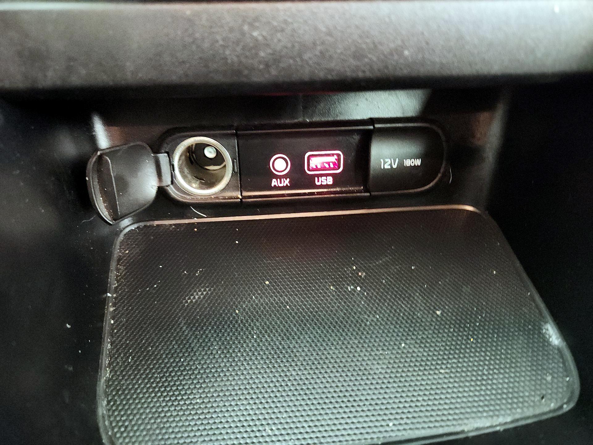 Thumbnail: 2020 Kia Forte - 18