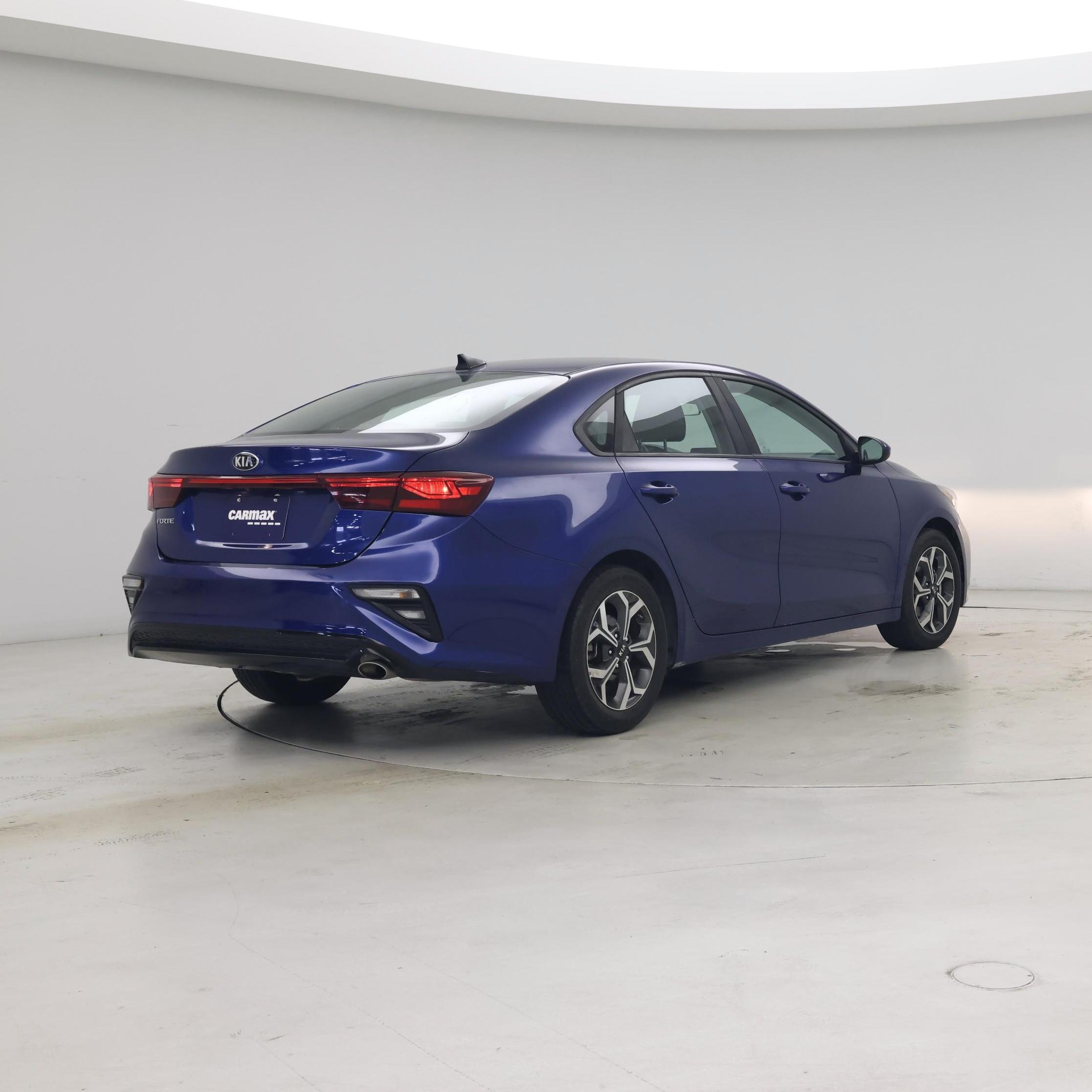 Thumbnail: 2020 Kia Forte - 8
