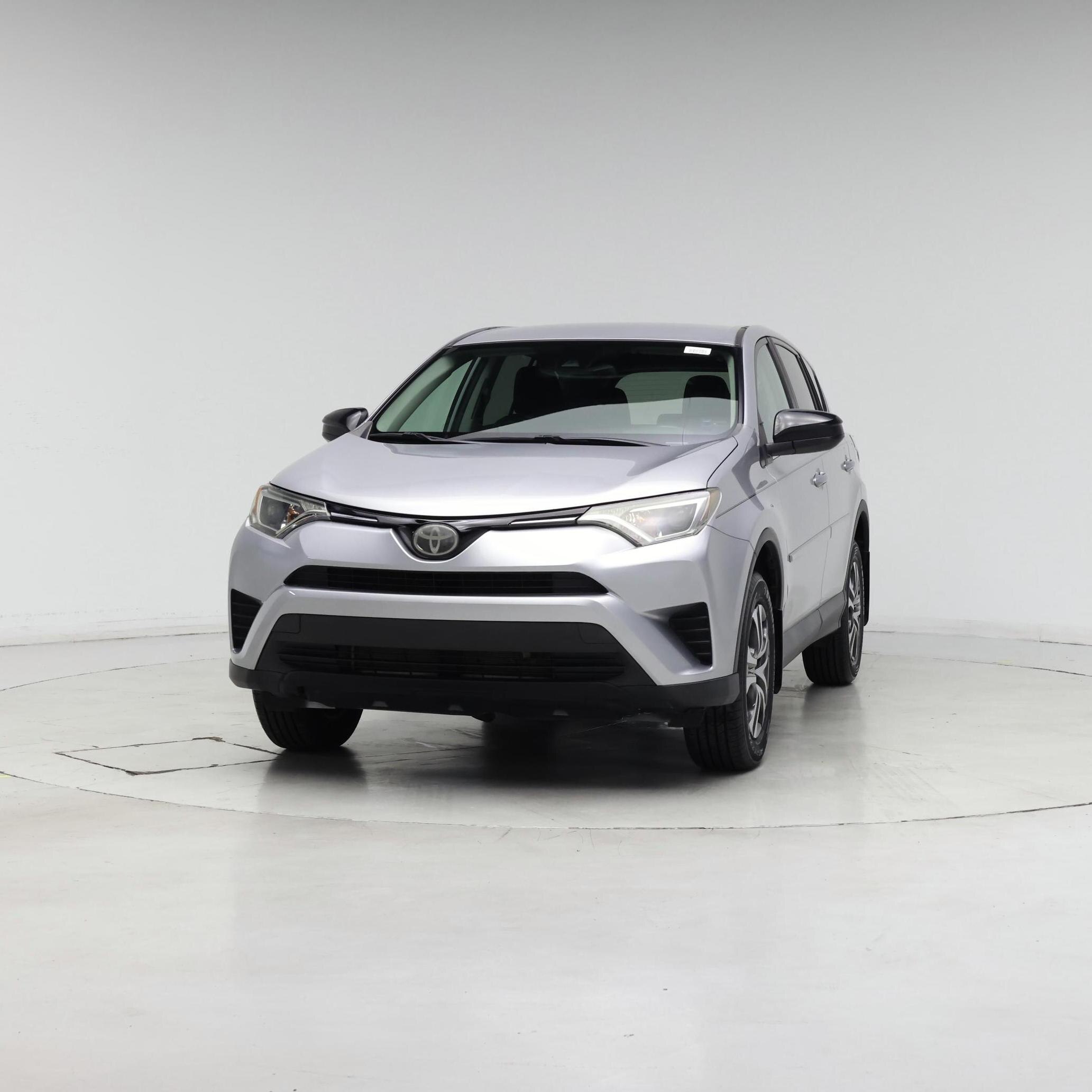 Thumbnail: 2018 Toyota RAV4 - 4