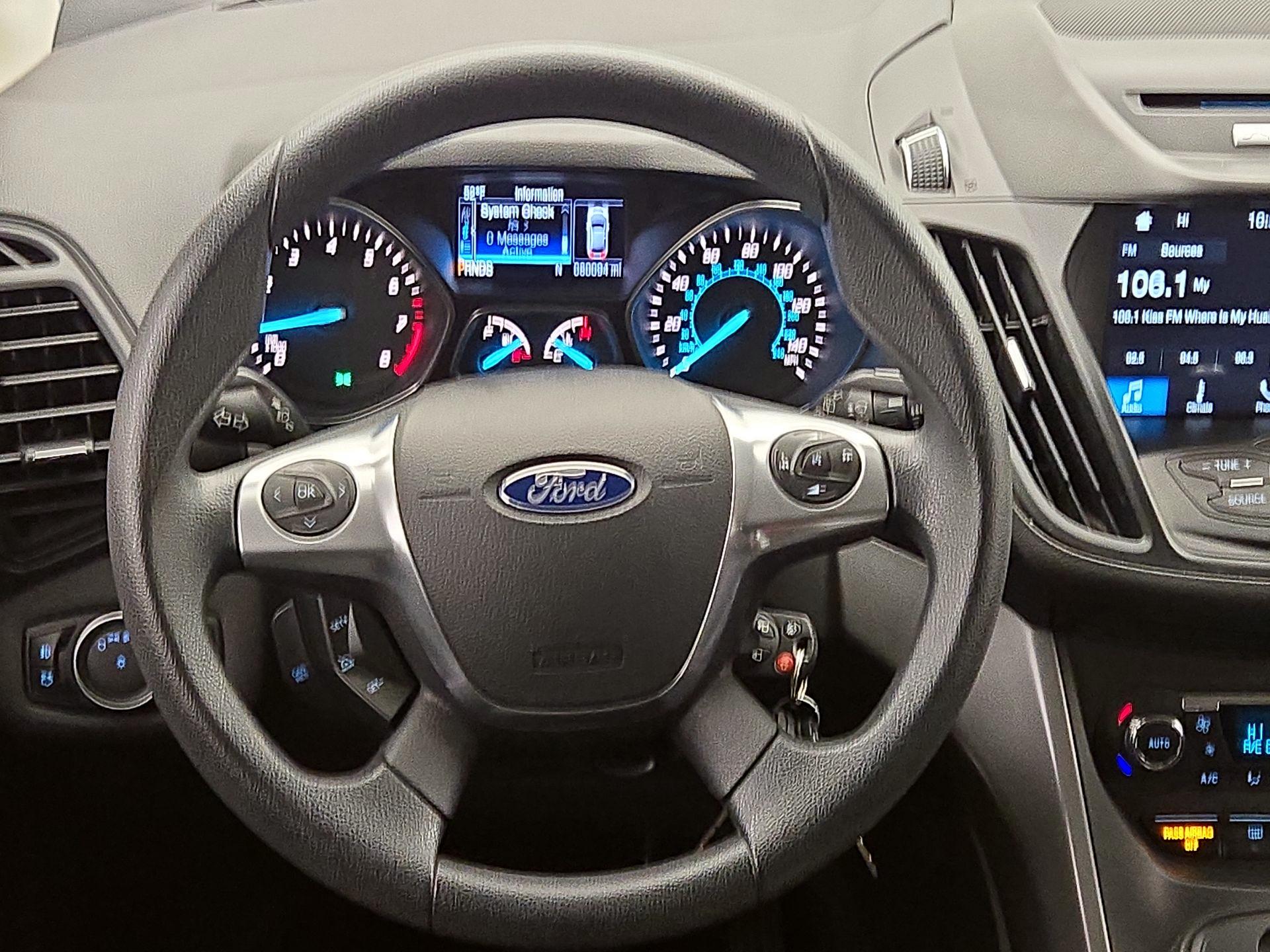 Thumbnail: 2016 Ford Escape - 10