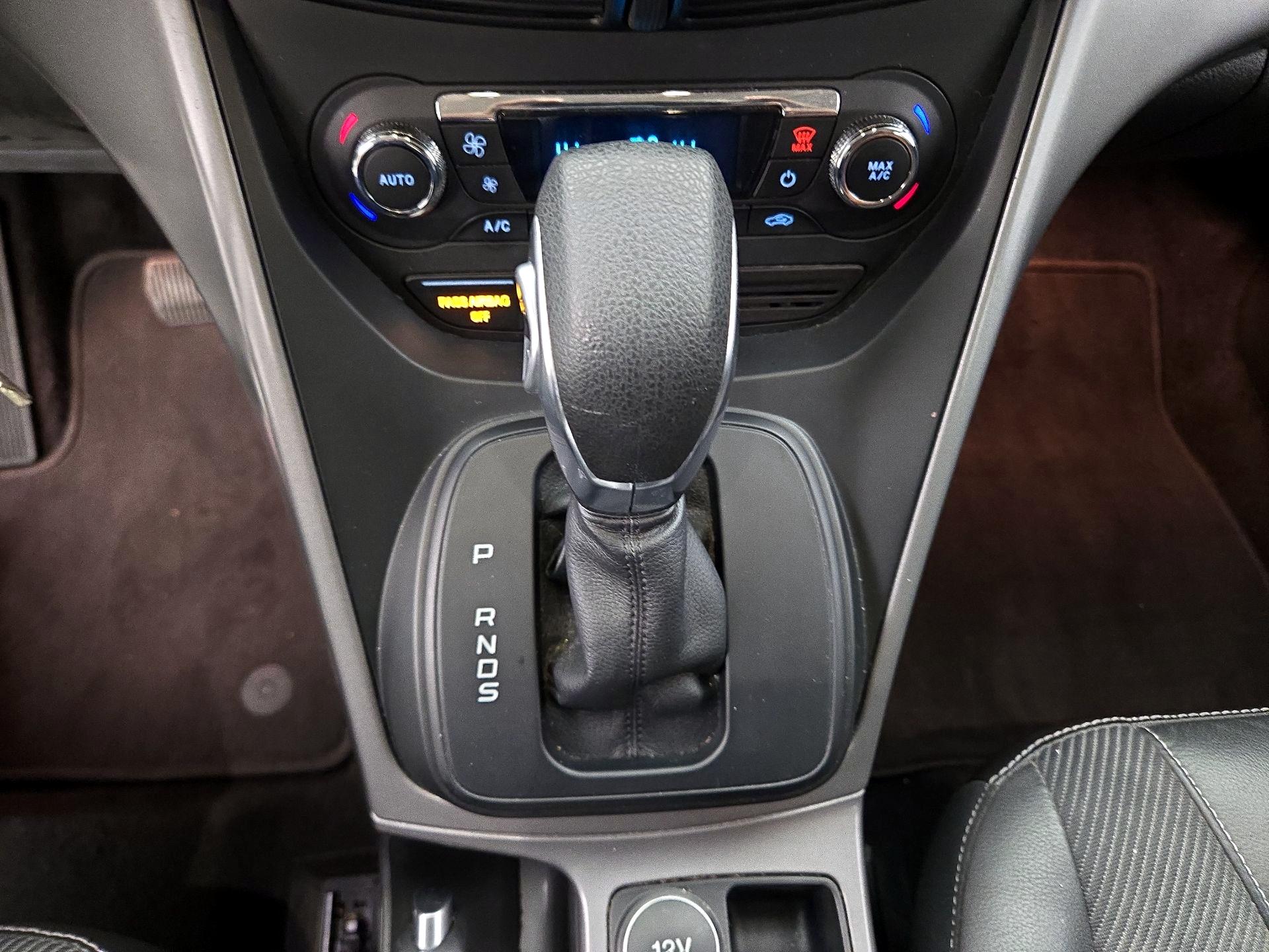 Thumbnail: 2016 Ford Escape - 17