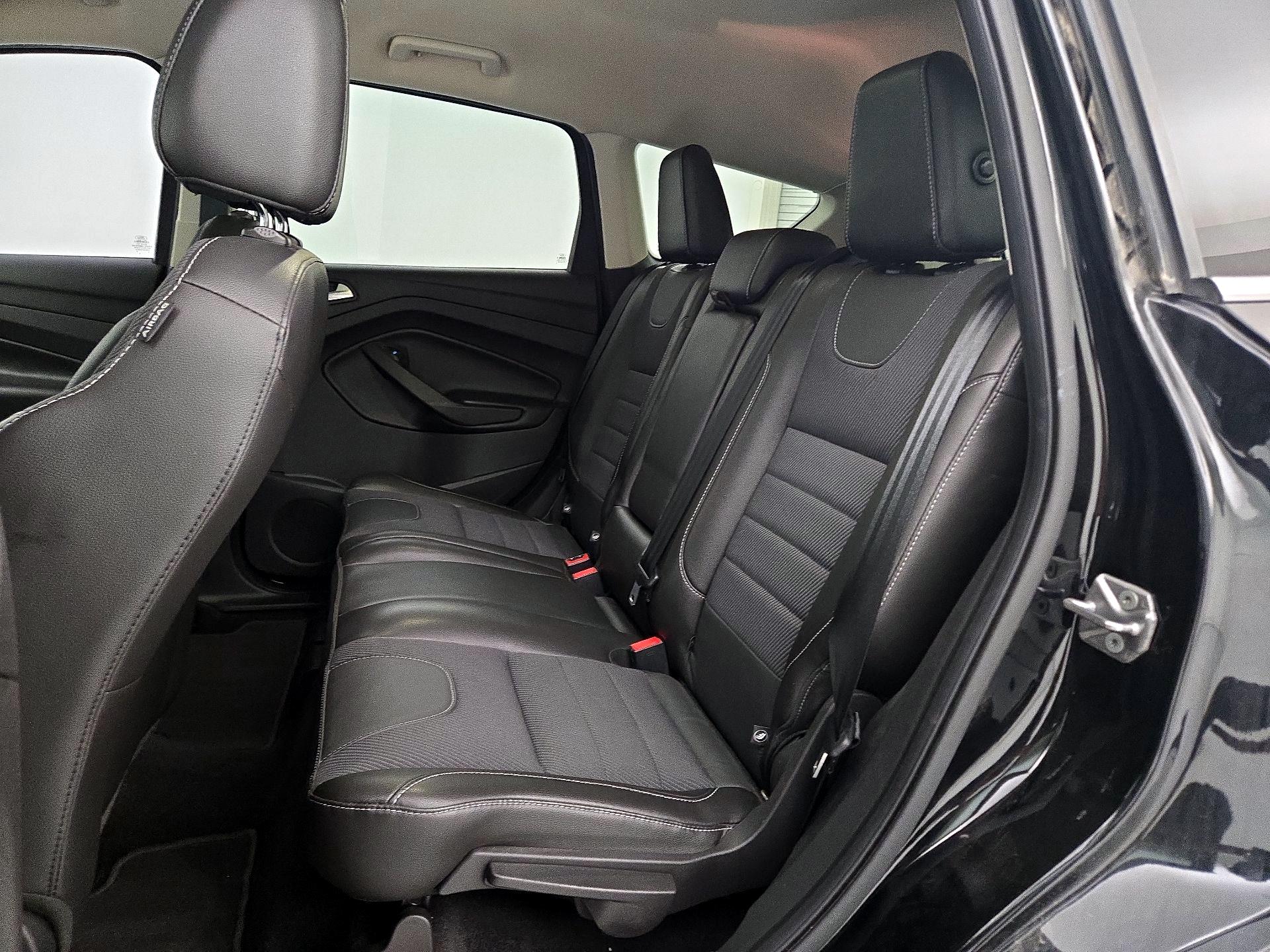 Thumbnail: 2016 Ford Escape - 19