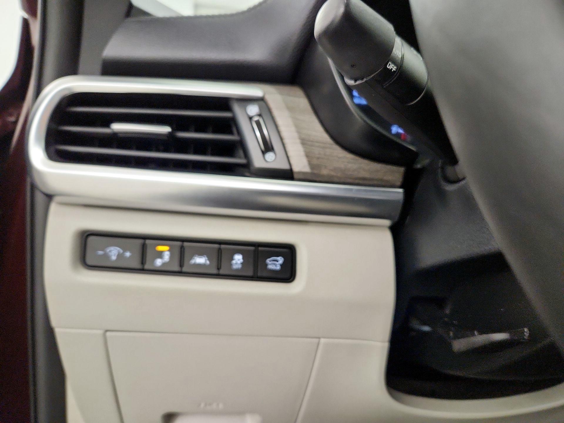 Thumbnail: 2021 Kia Telluride - 13