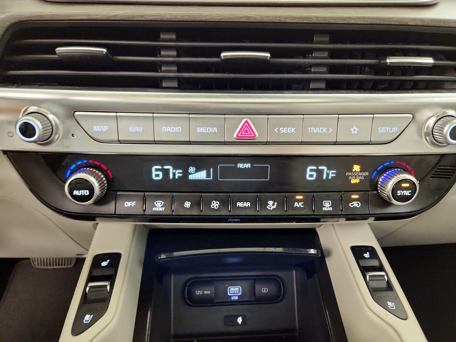 Thumbnail: 2021 Kia Telluride - 16