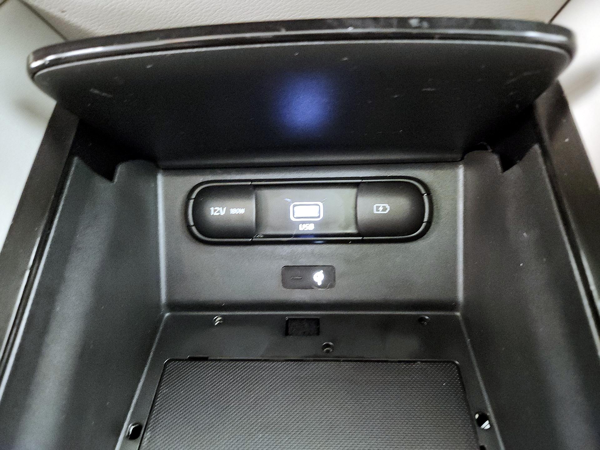 Thumbnail: 2021 Kia Telluride - 18