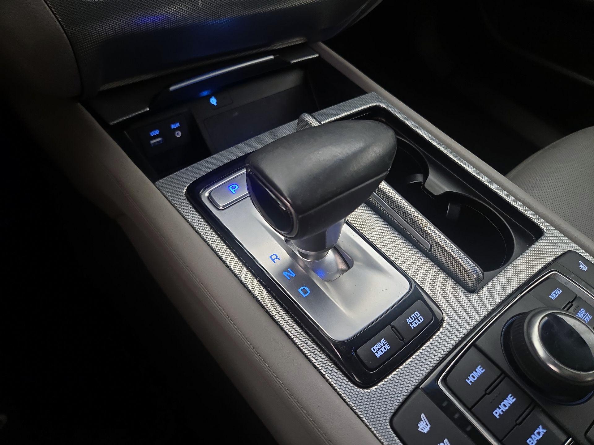 Thumbnail: 2018 Genesis G80 - 18