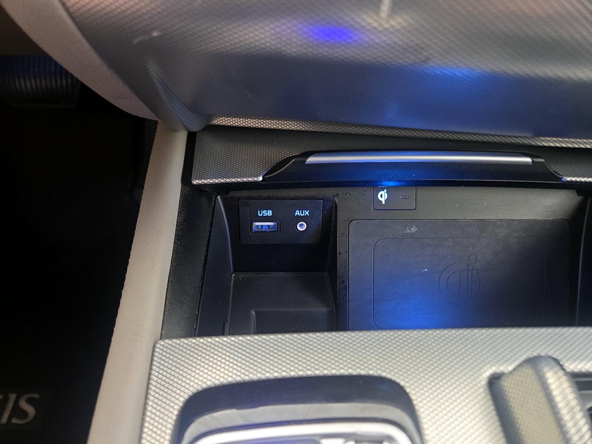 Thumbnail: 2018 Genesis G80 - 19