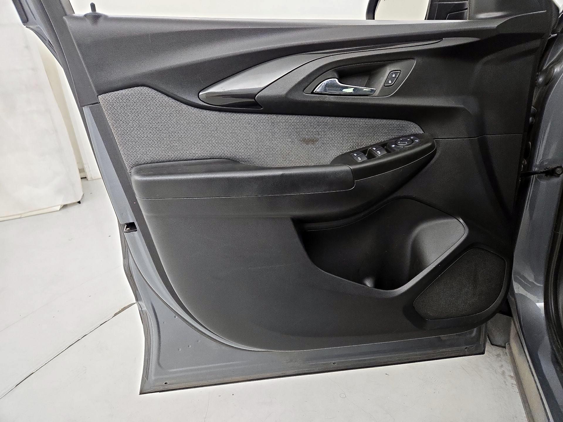 Thumbnail: 2021 Chevrolet TrailBlazer - 12