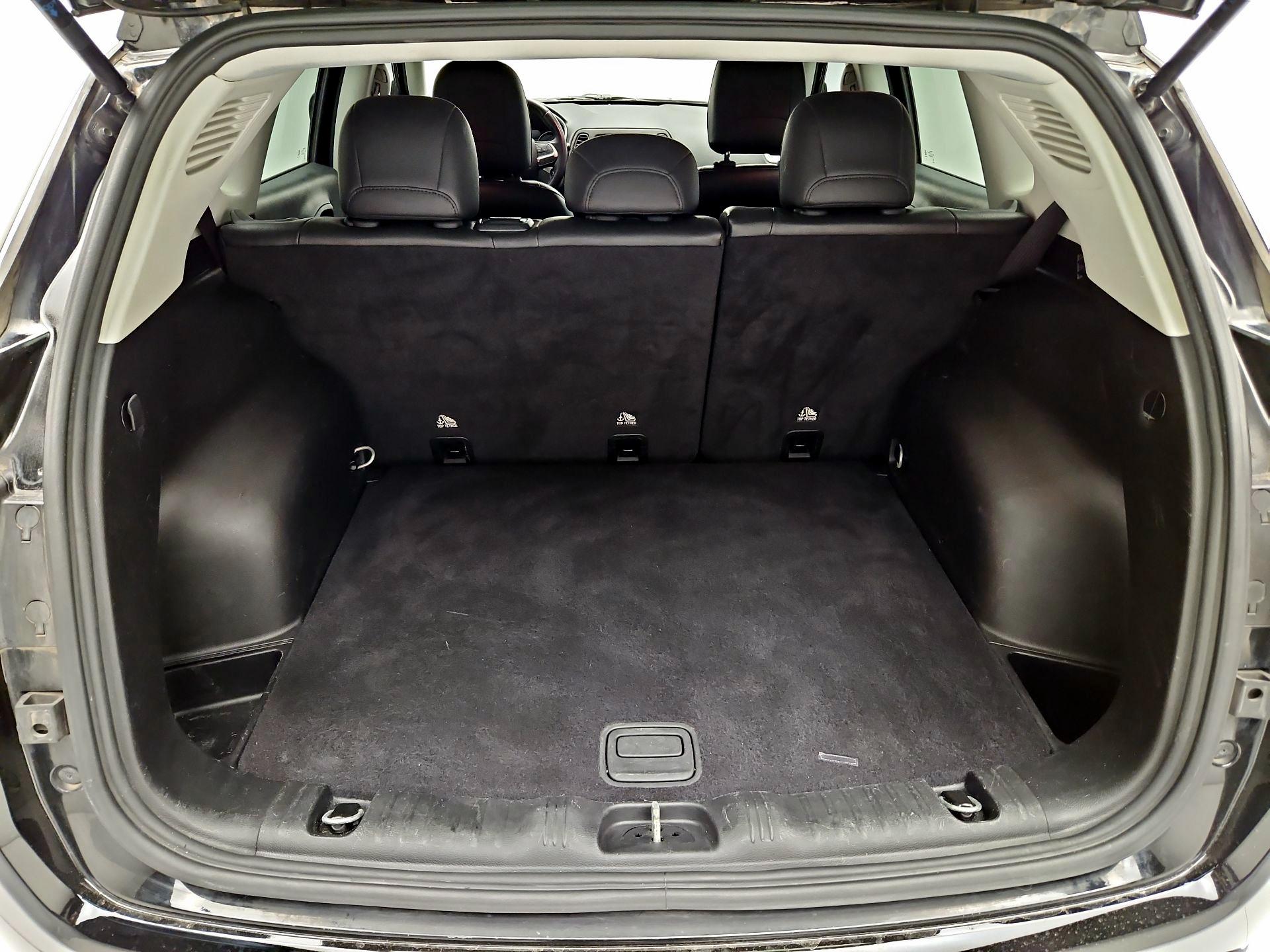 Thumbnail: 2020 Jeep Compass - 20