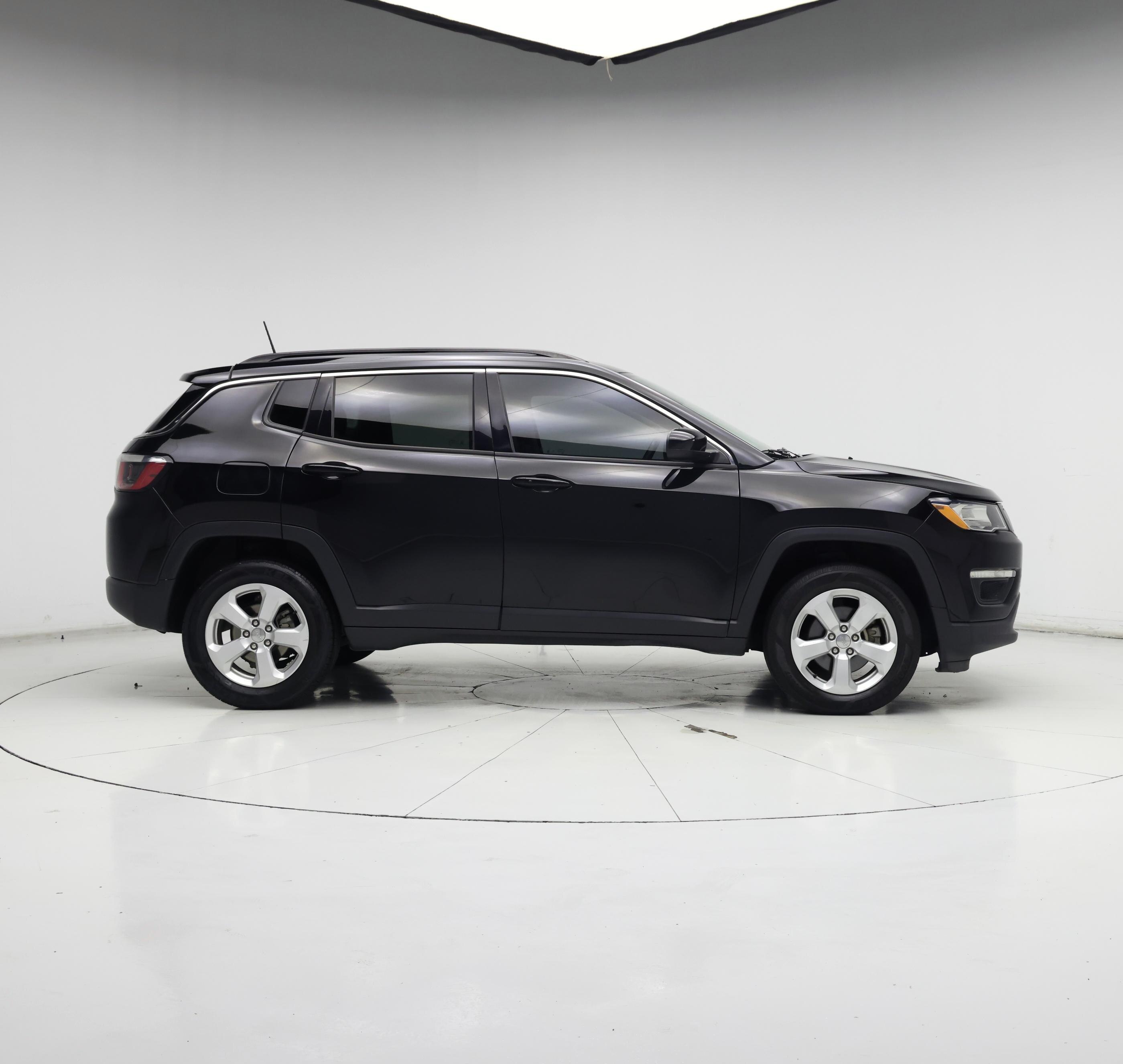 Thumbnail: 2020 Jeep Compass - 7