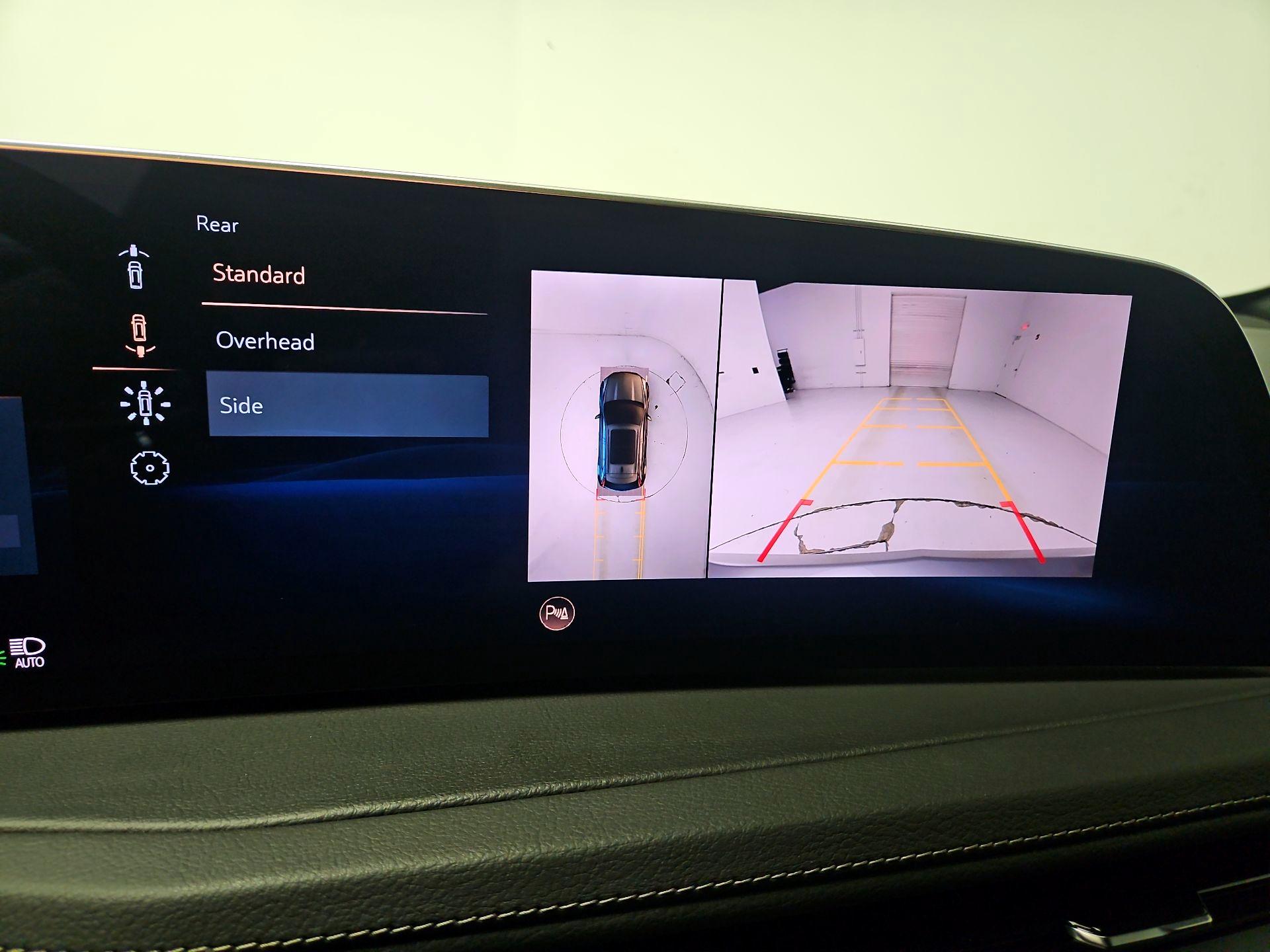 Thumbnail: 2025 Cadillac XT4 - 14