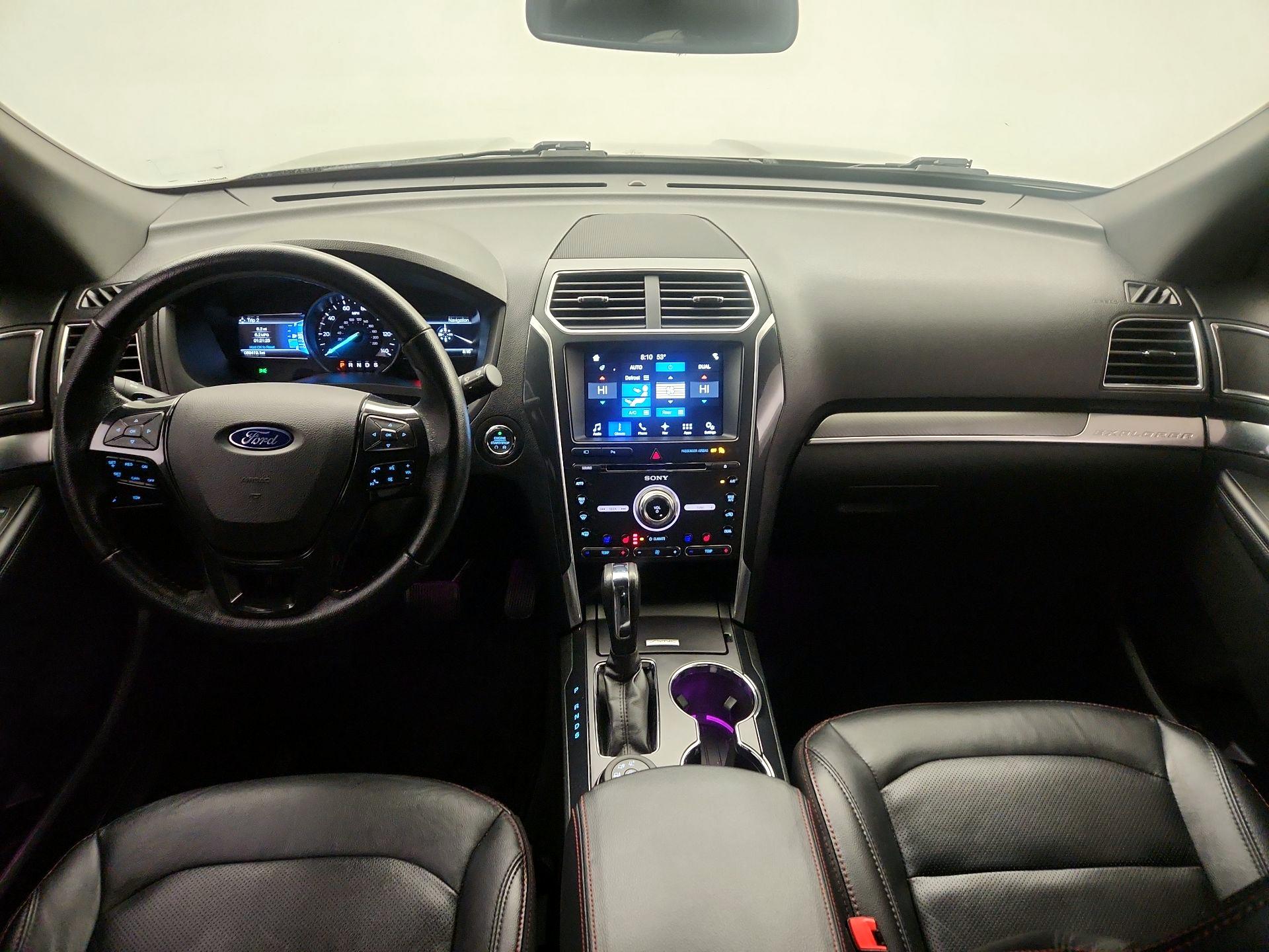 Thumbnail: 2017 Ford Explorer - 9