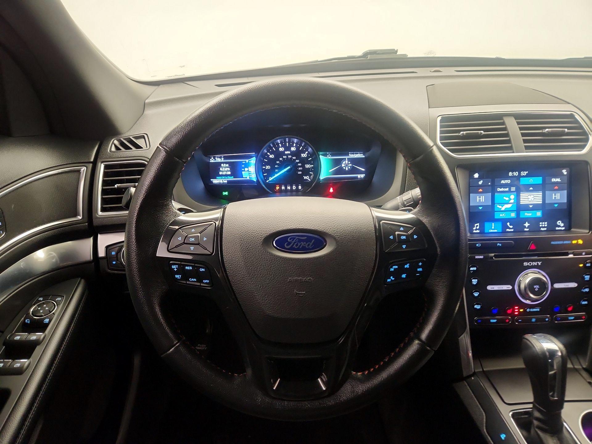 Thumbnail: 2017 Ford Explorer - 10