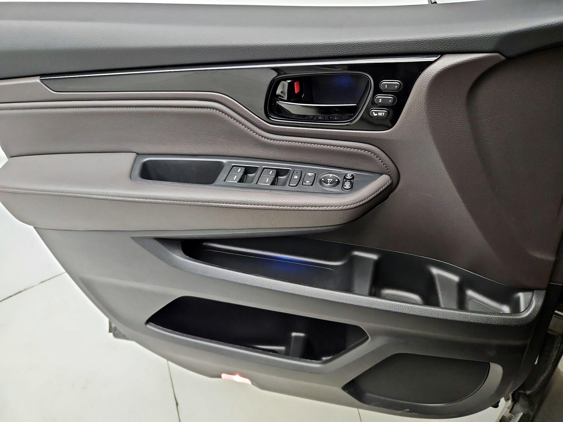 Thumbnail: 2021 Honda Odyssey - 12