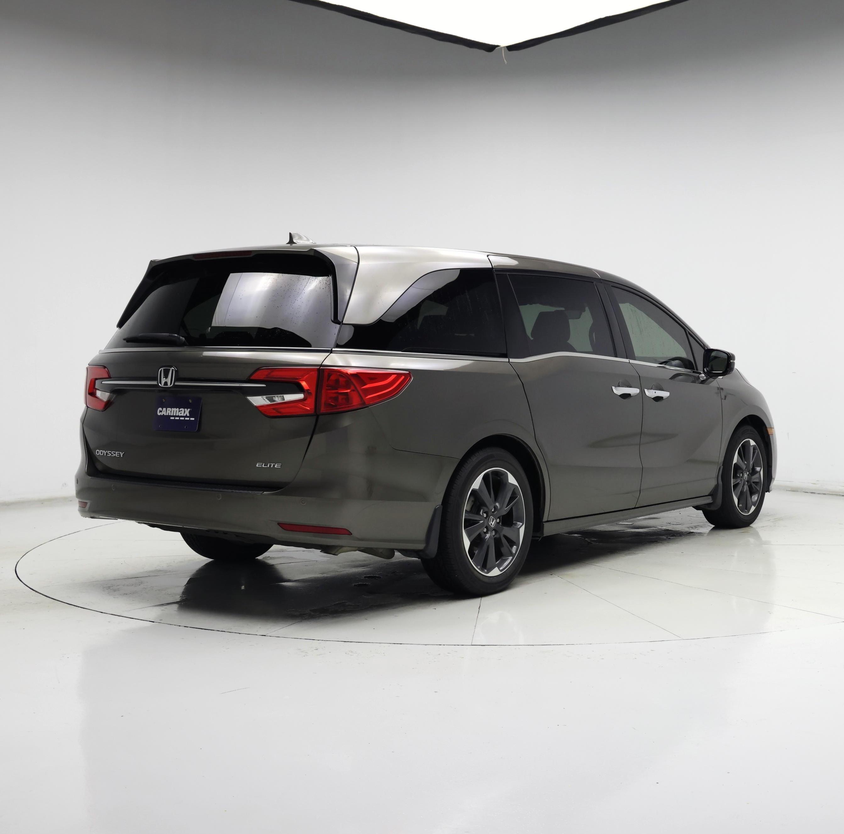 Thumbnail: 2021 Honda Odyssey - 8