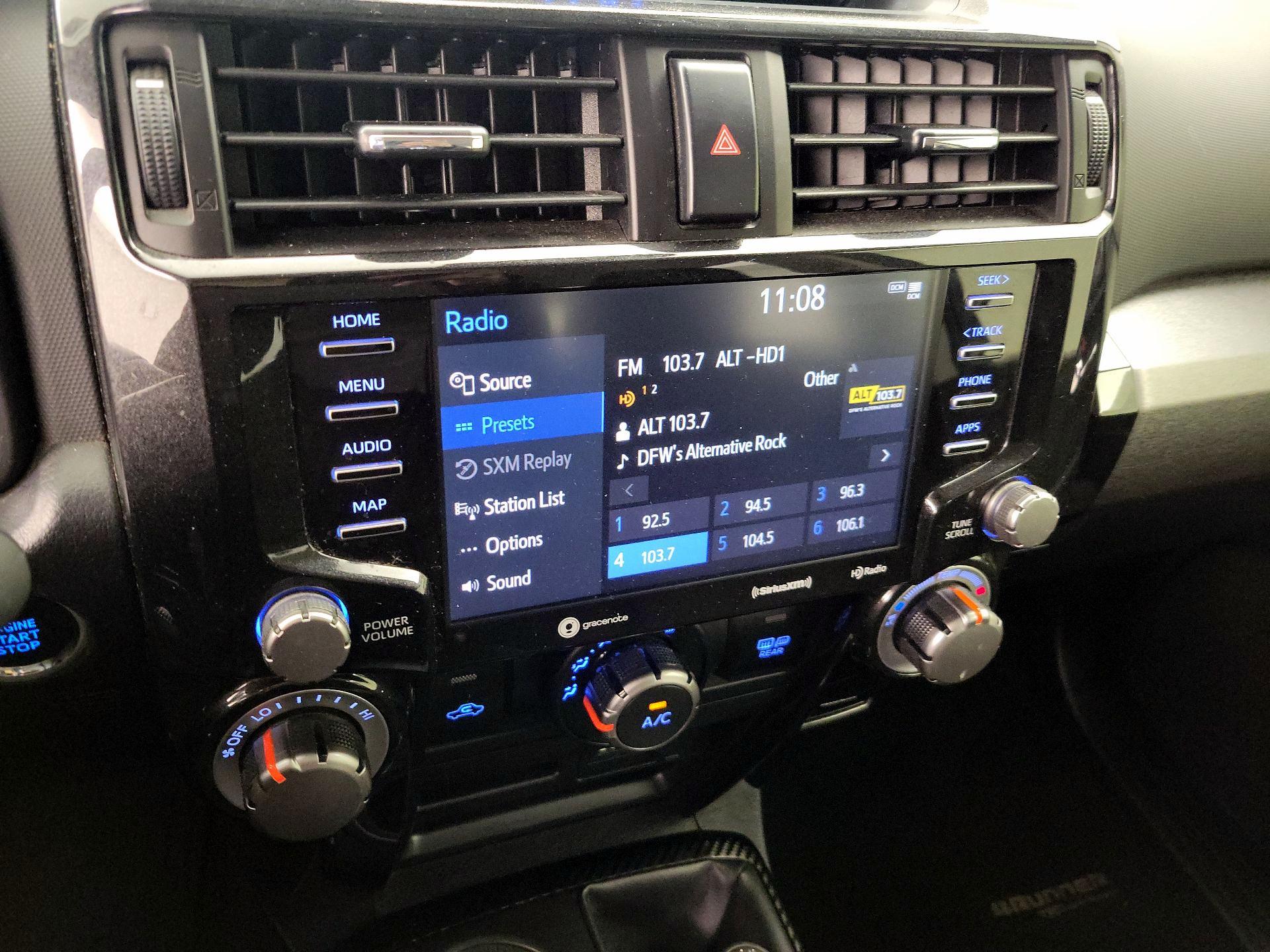 Thumbnail: 2021 Toyota 4Runner - 15