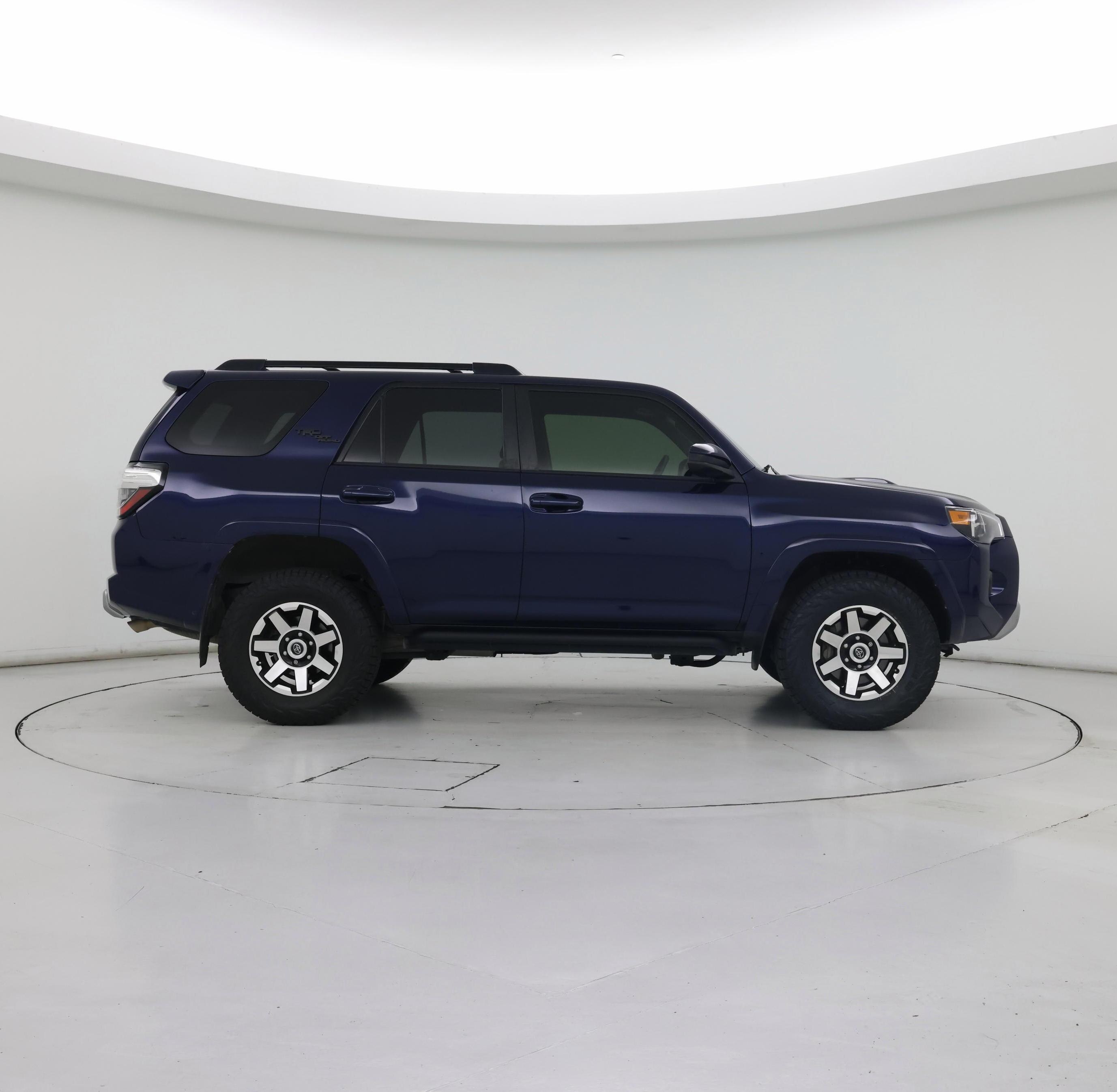 Thumbnail: 2021 Toyota 4Runner - 7