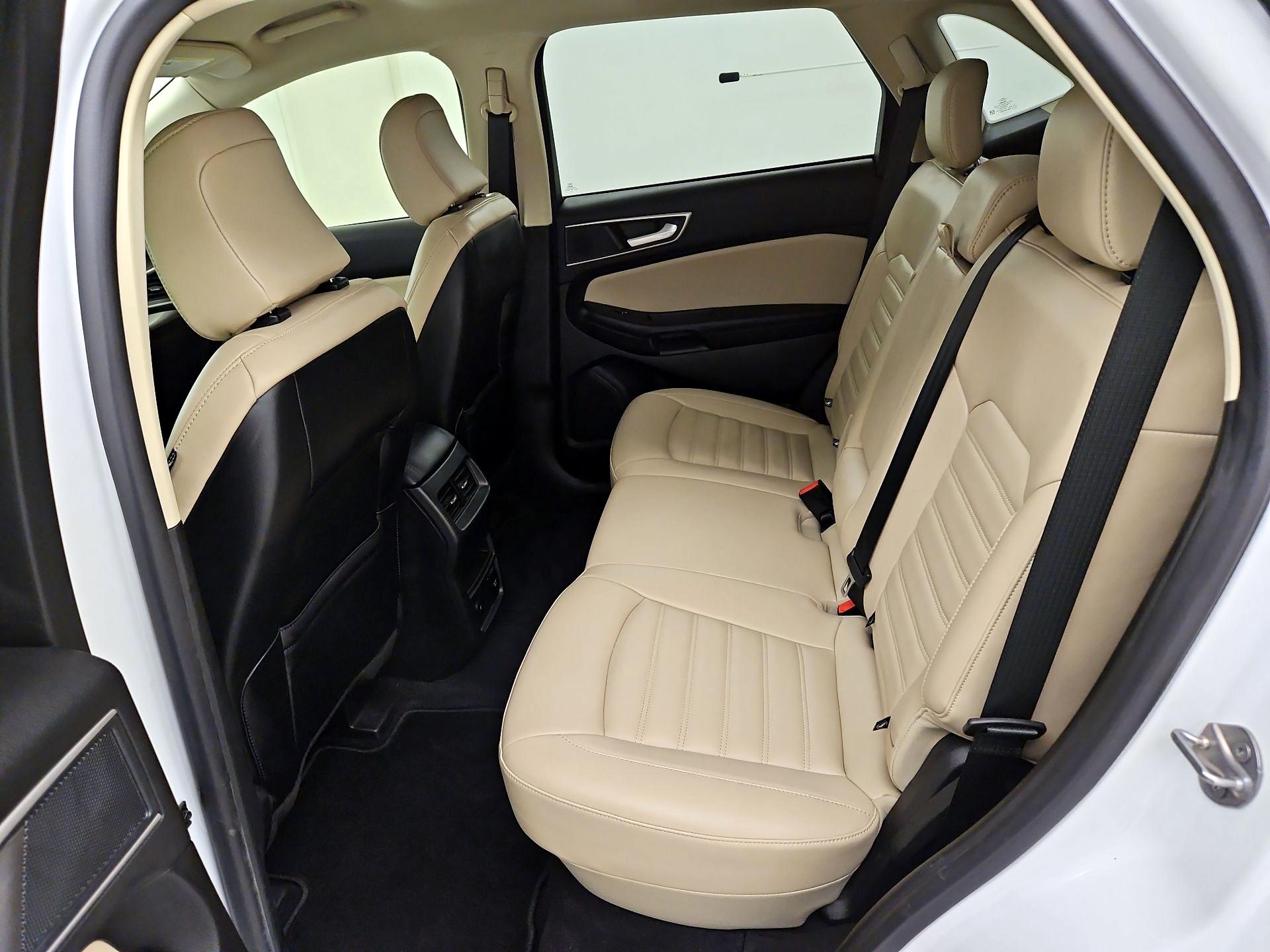 Thumbnail: 2023 Ford Edge - 19