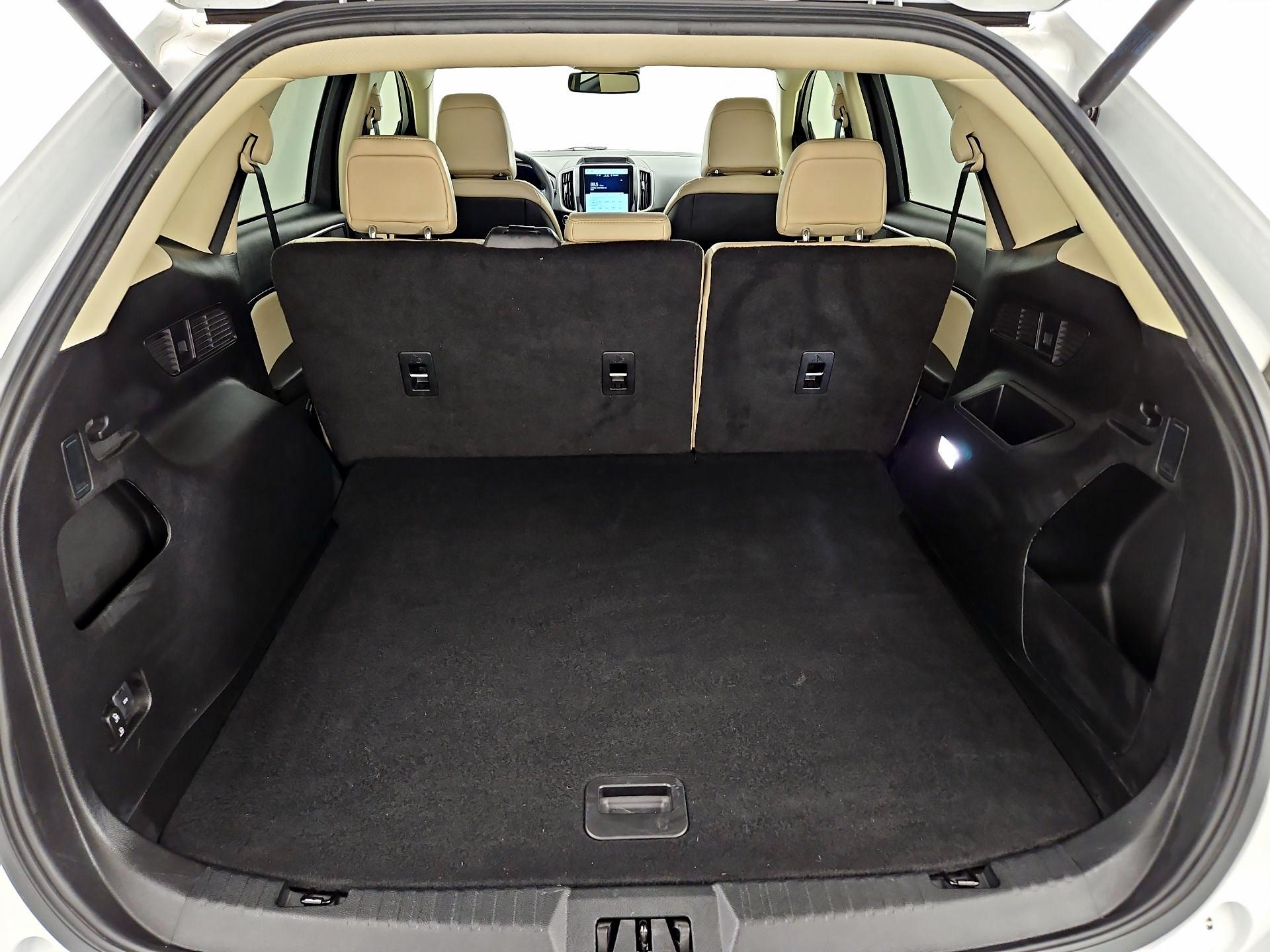 Thumbnail: 2023 Ford Edge - 20