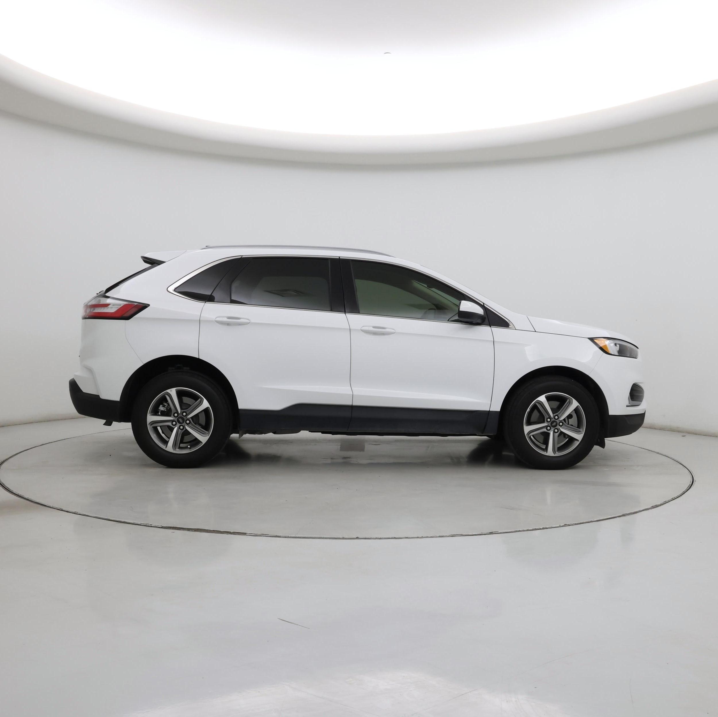 Thumbnail: 2023 Ford Edge - 7