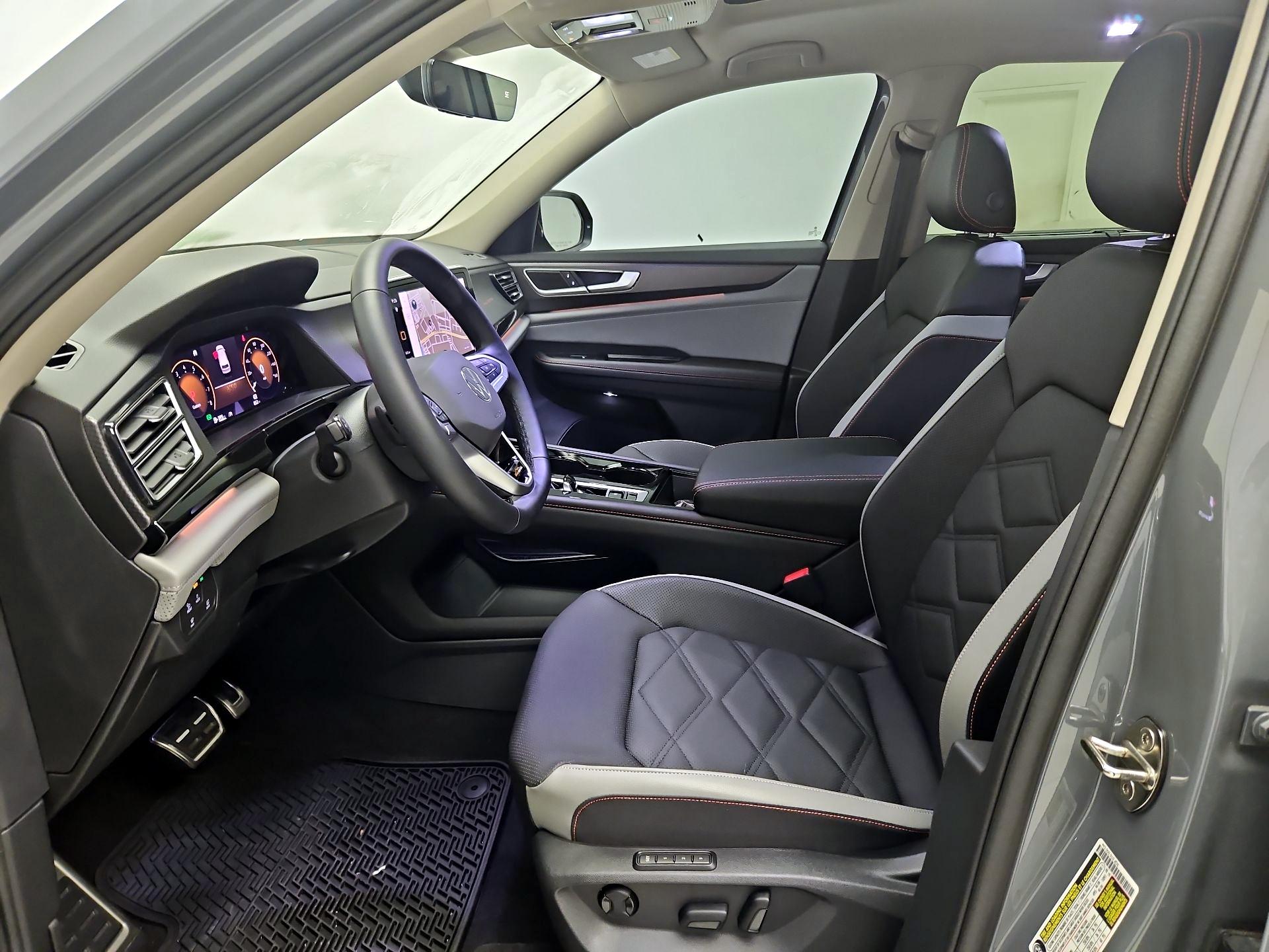 Thumbnail: 2024 Volkswagen Atlas - 11