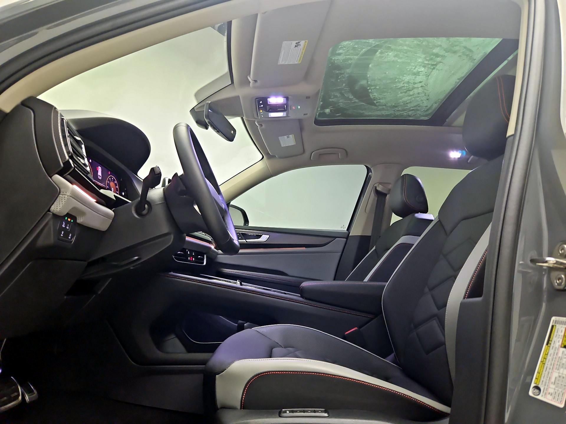 Thumbnail: 2024 Volkswagen Atlas - 20