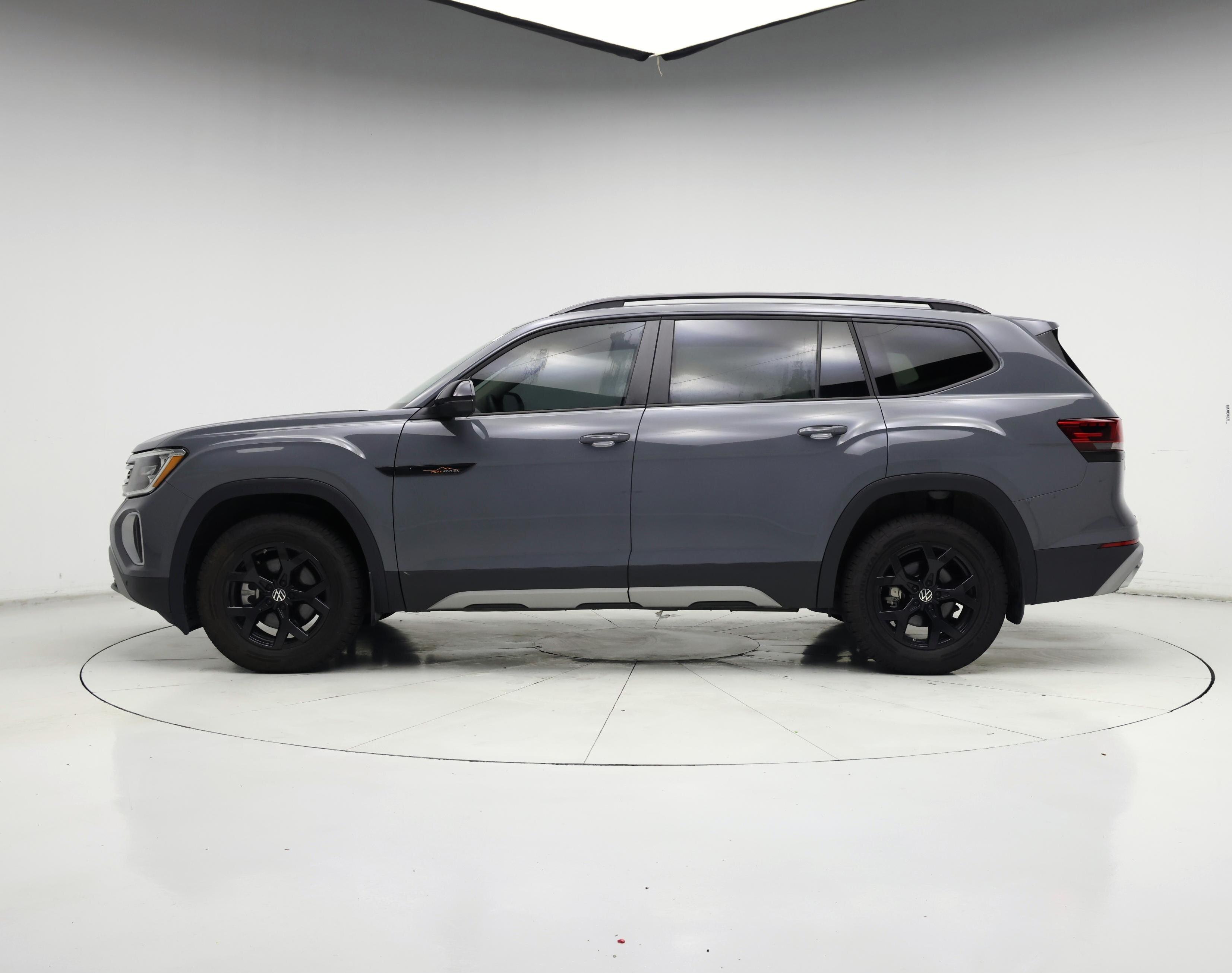 Thumbnail: 2024 Volkswagen Atlas - 3