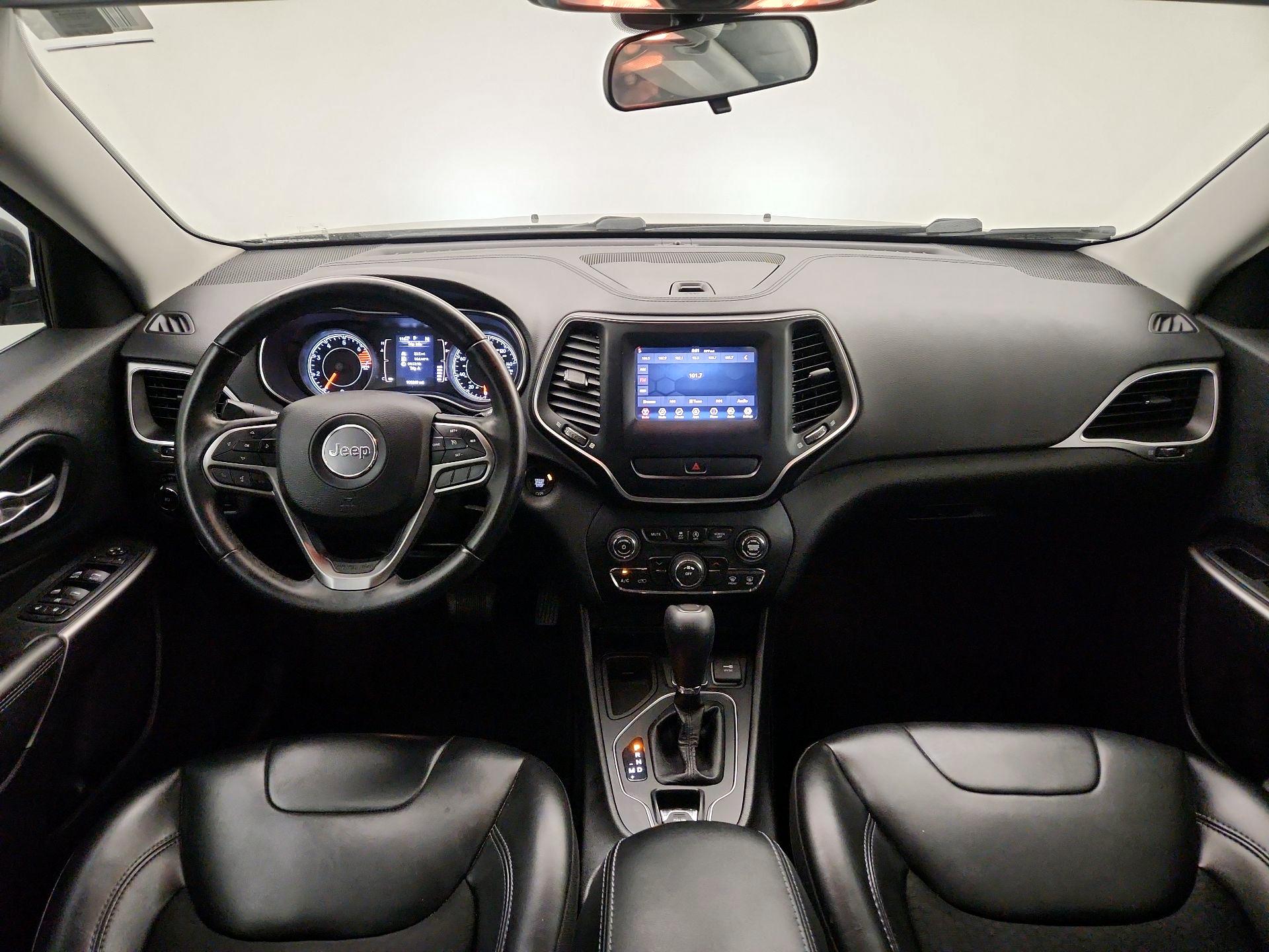 Thumbnail: 2019 Jeep Cherokee - 9