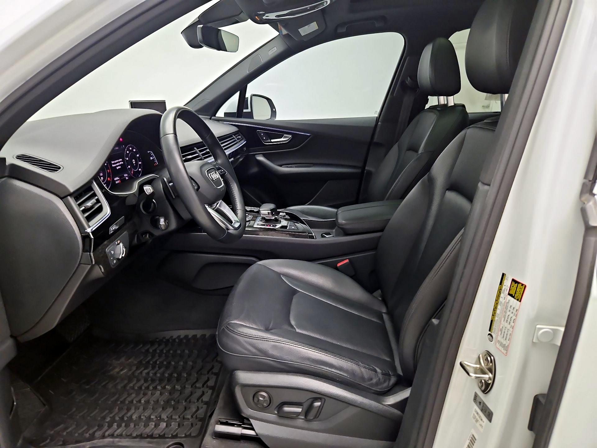 Thumbnail: 2019 Audi Q7 - 11