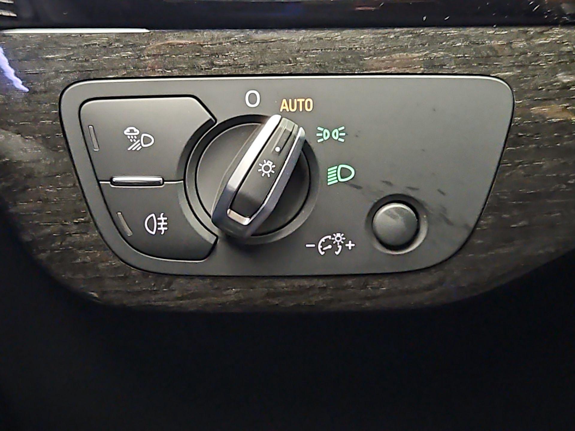 Thumbnail: 2019 Audi Q7 - 13