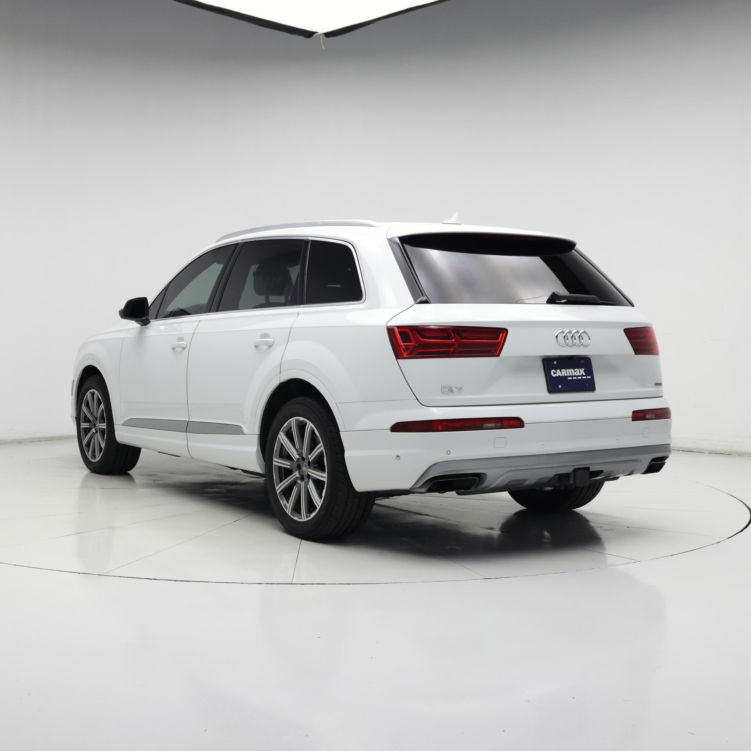 Thumbnail: 2019 Audi Q7 - 2