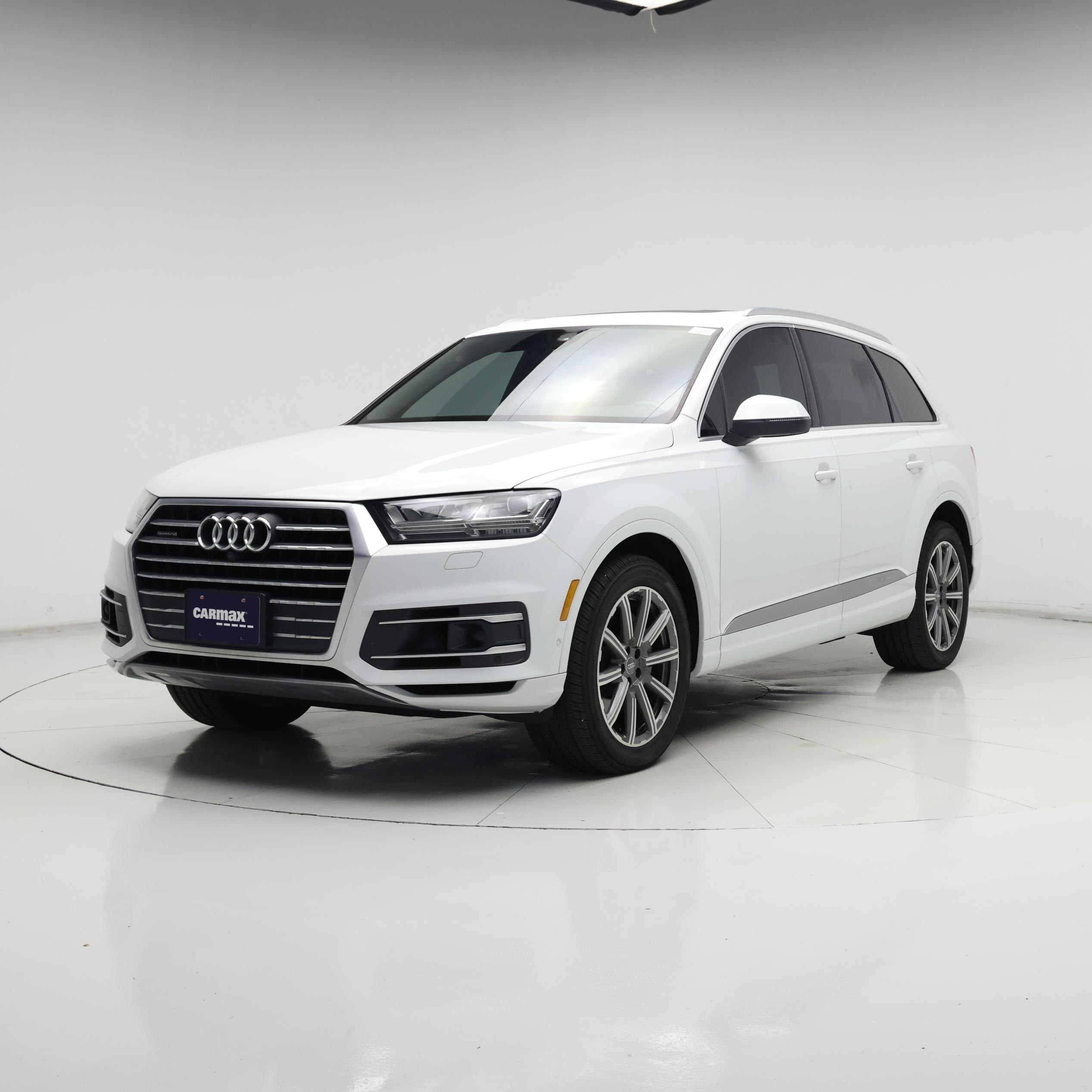 Thumbnail: 2019 Audi Q7 - 4
