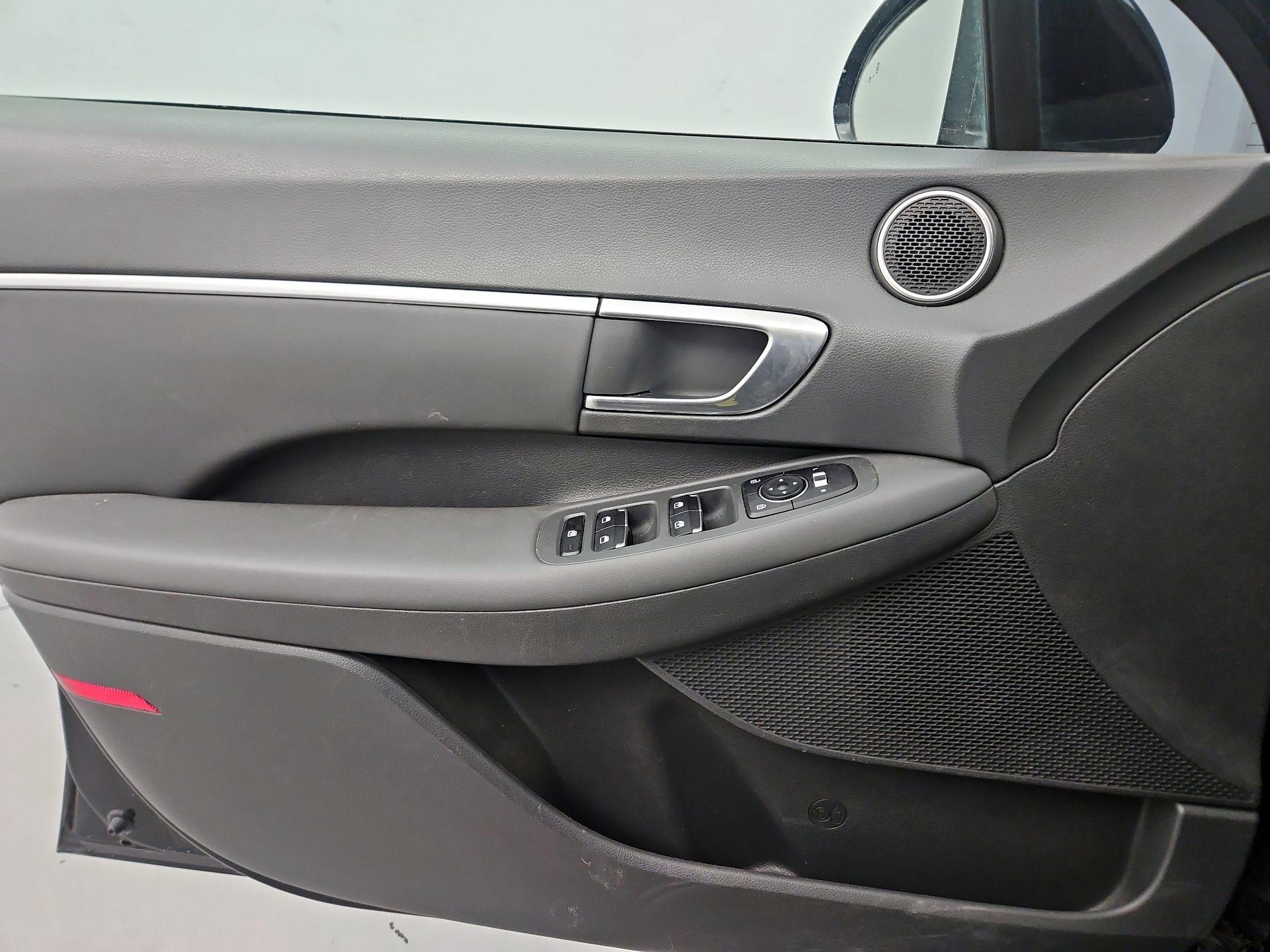 Thumbnail: 2021 Hyundai Sonata - 12