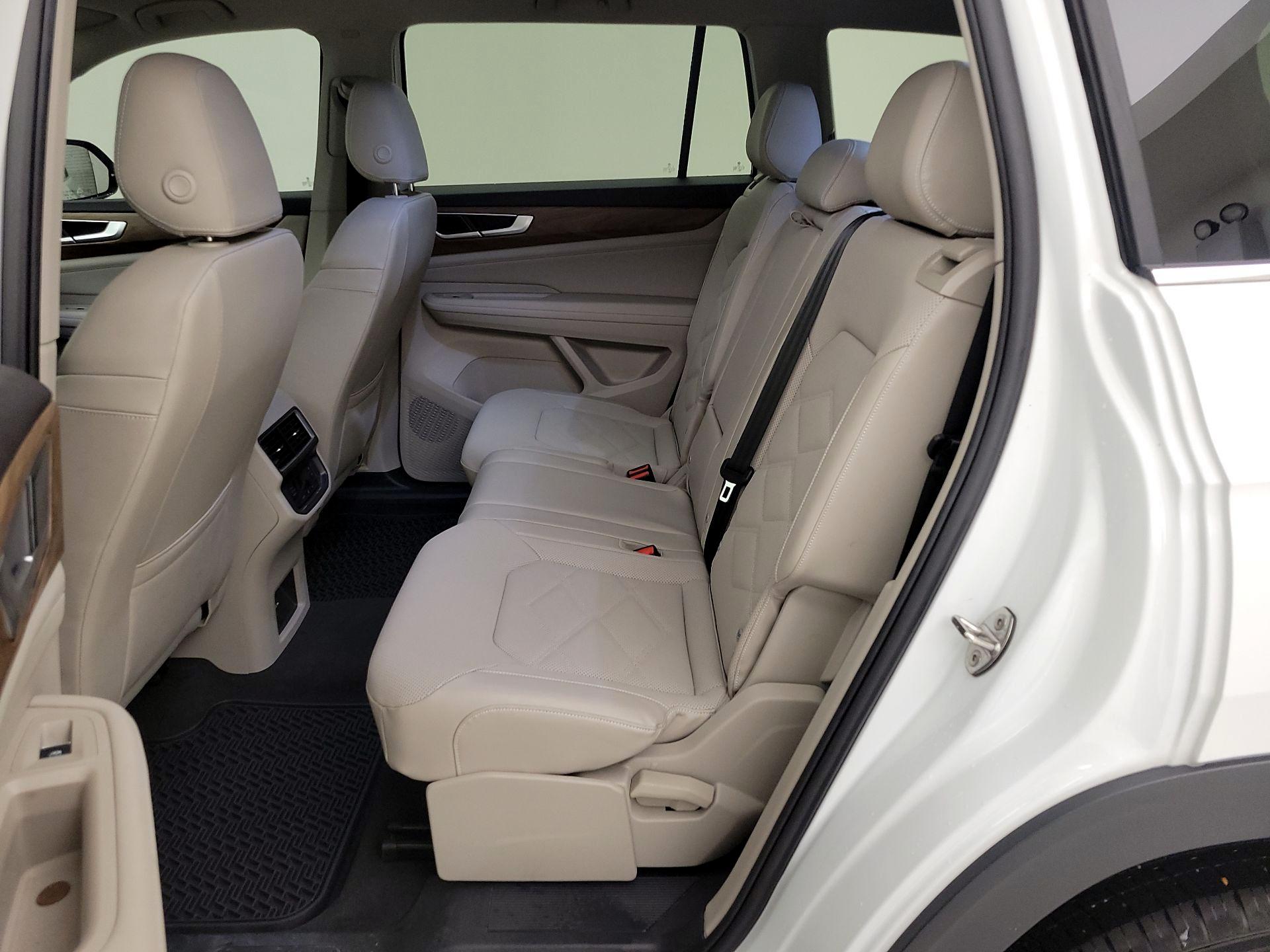 Thumbnail: 2024 Volkswagen Atlas - 19