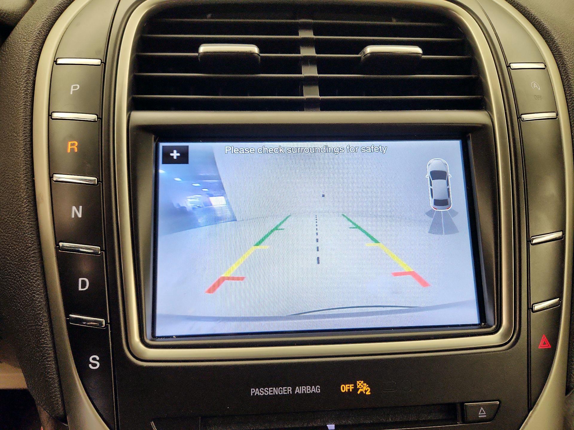 Thumbnail: 2019 Lincoln Nautilus - 15