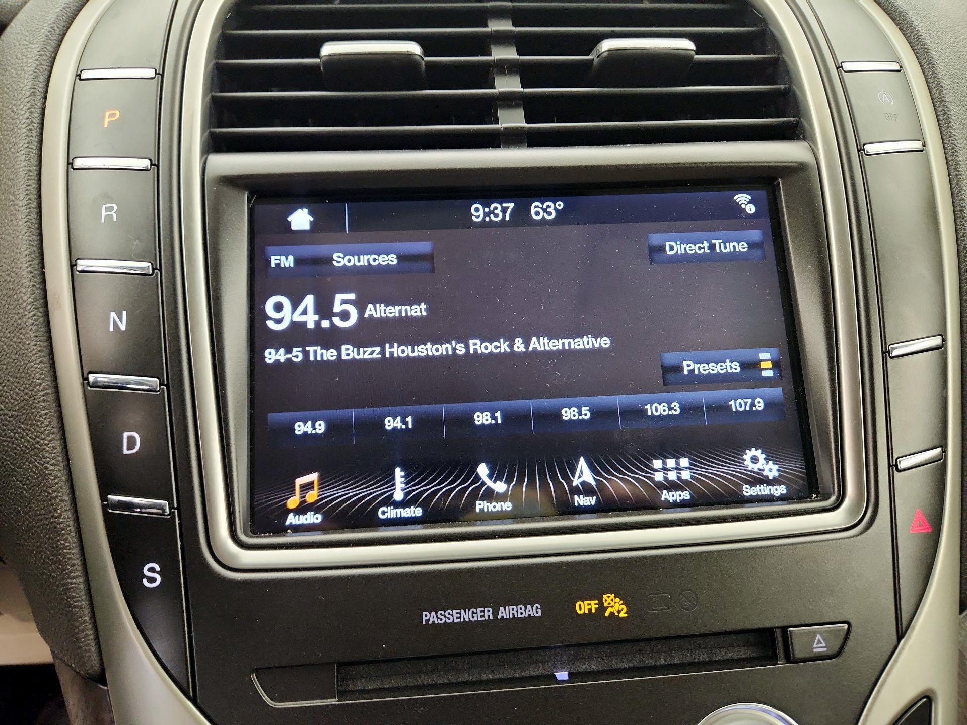 Thumbnail: 2019 Lincoln Nautilus - 16