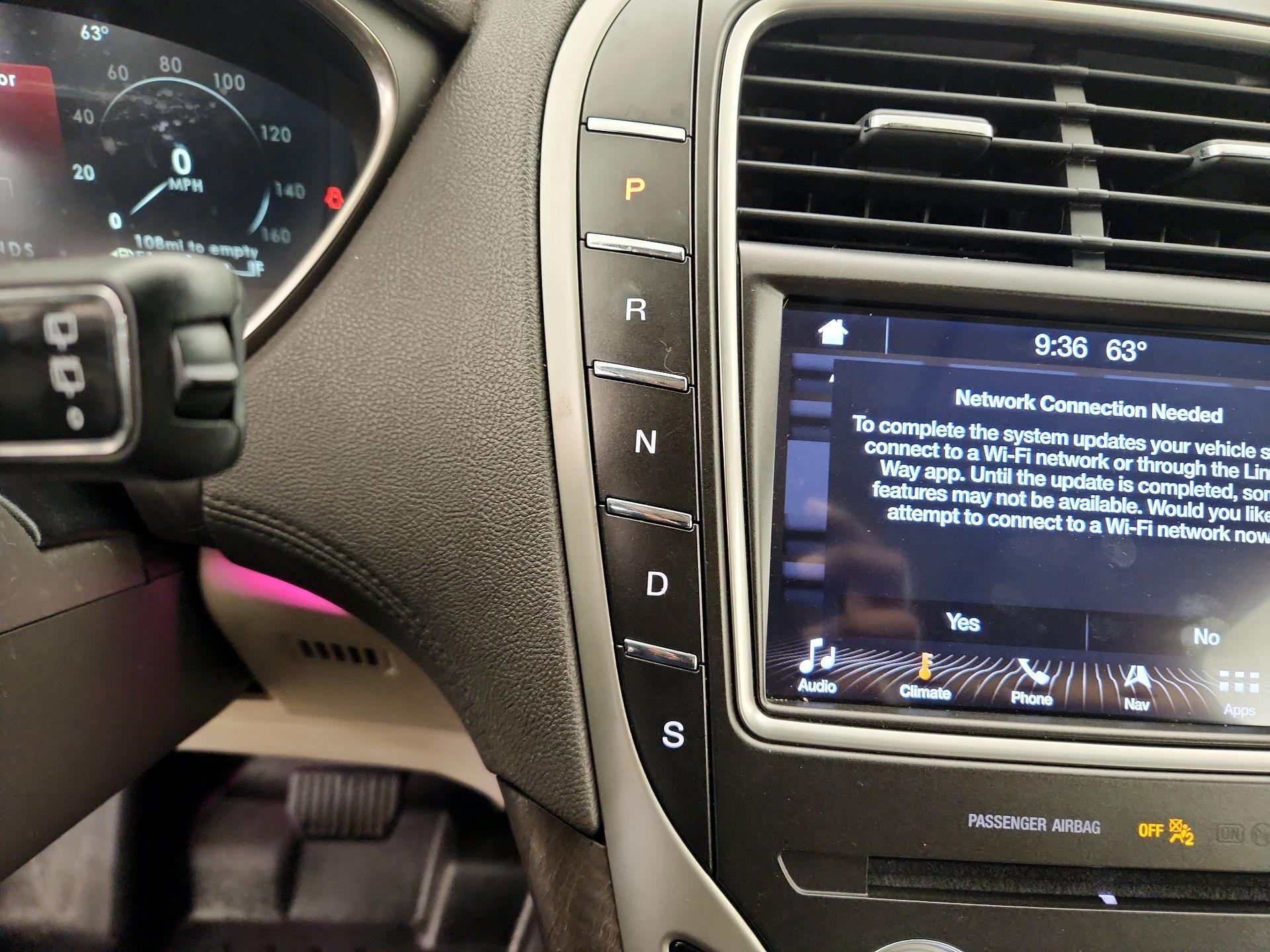 Thumbnail: 2019 Lincoln Nautilus - 18