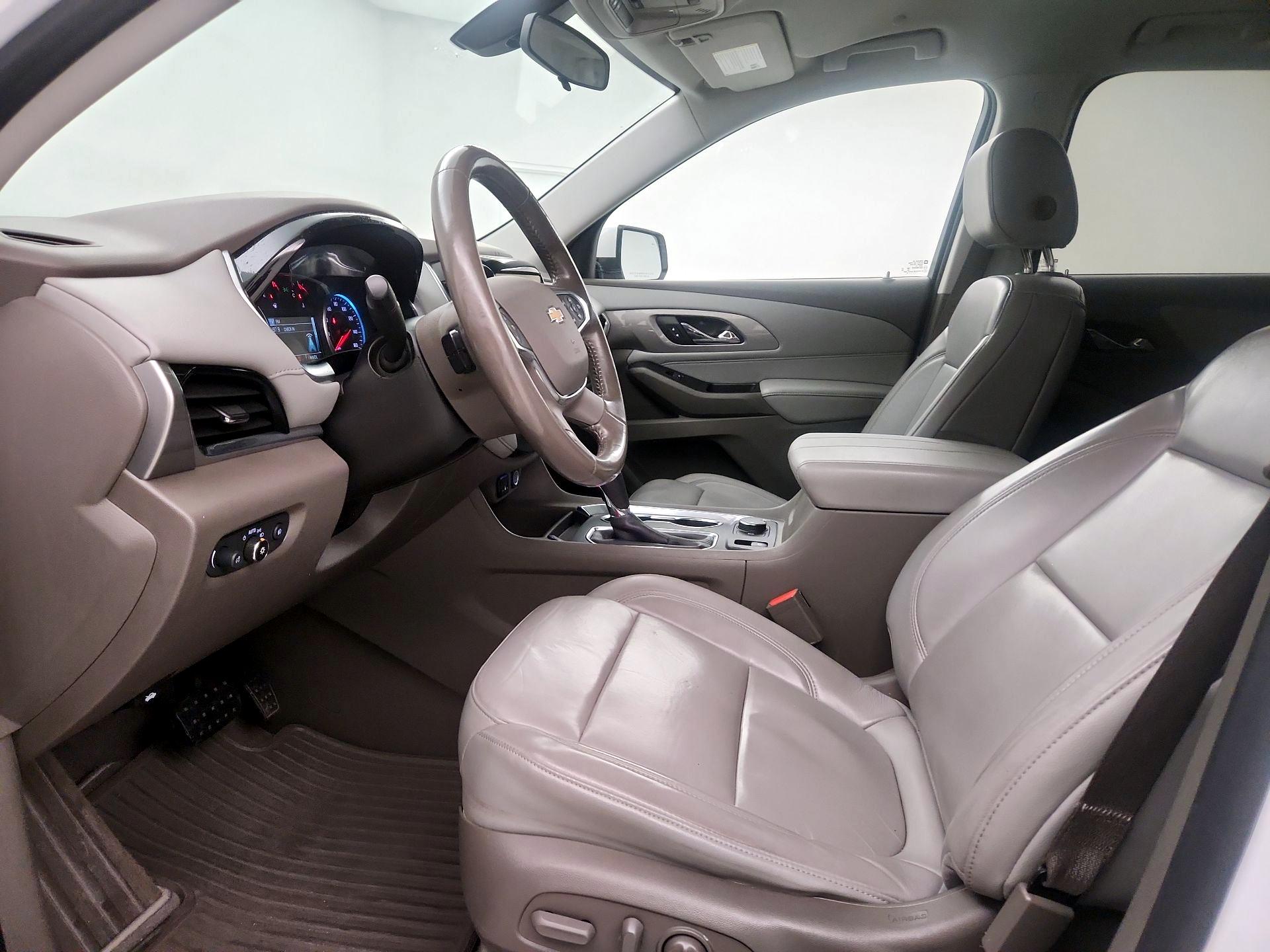 Thumbnail: 2019 Chevrolet Traverse - 11