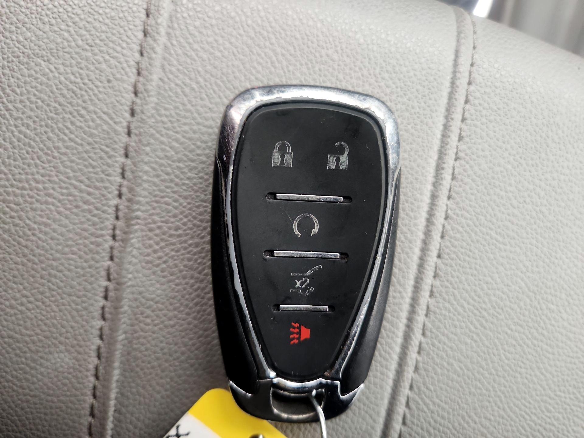 Thumbnail: 2019 Chevrolet Traverse - 18