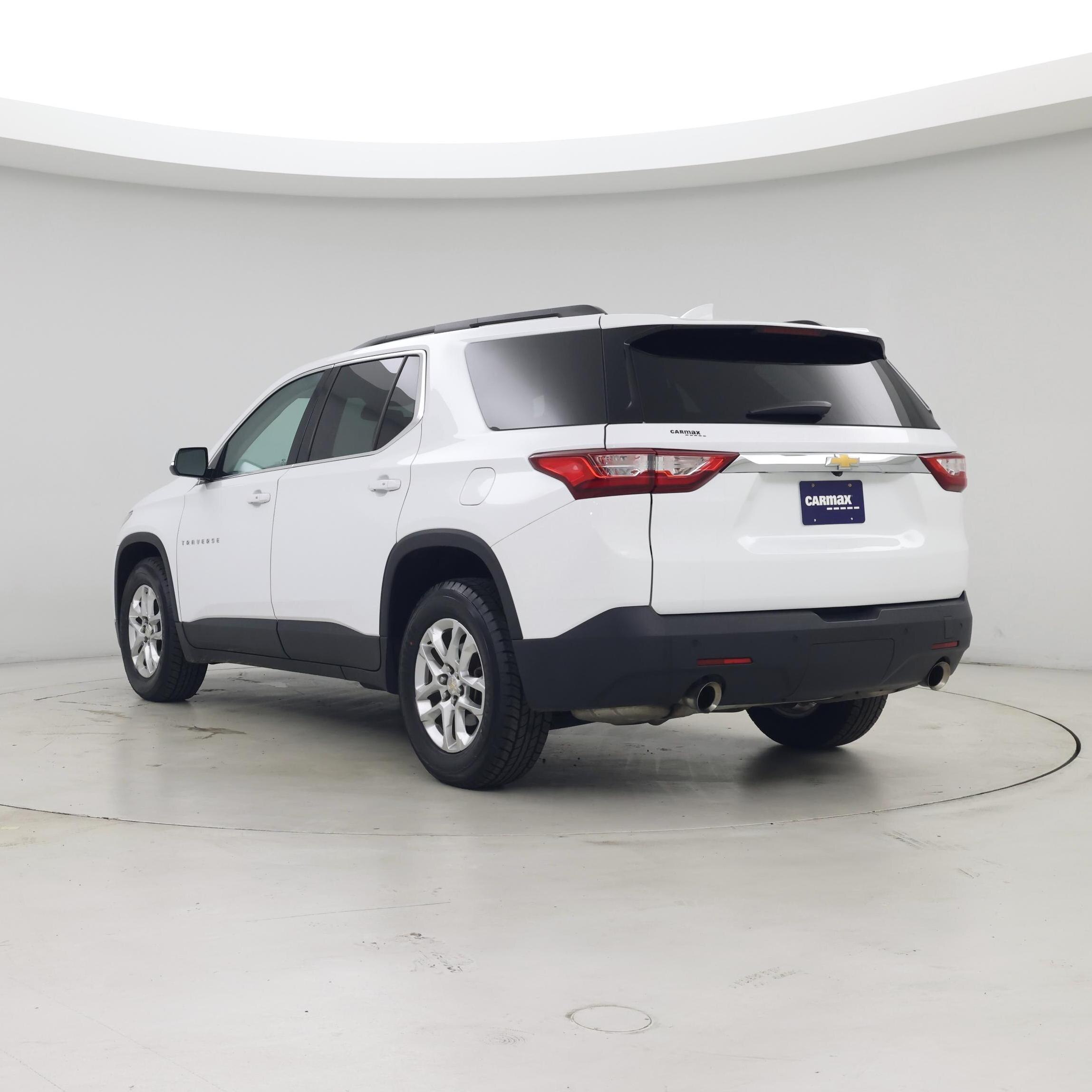 Thumbnail: 2019 Chevrolet Traverse - 2