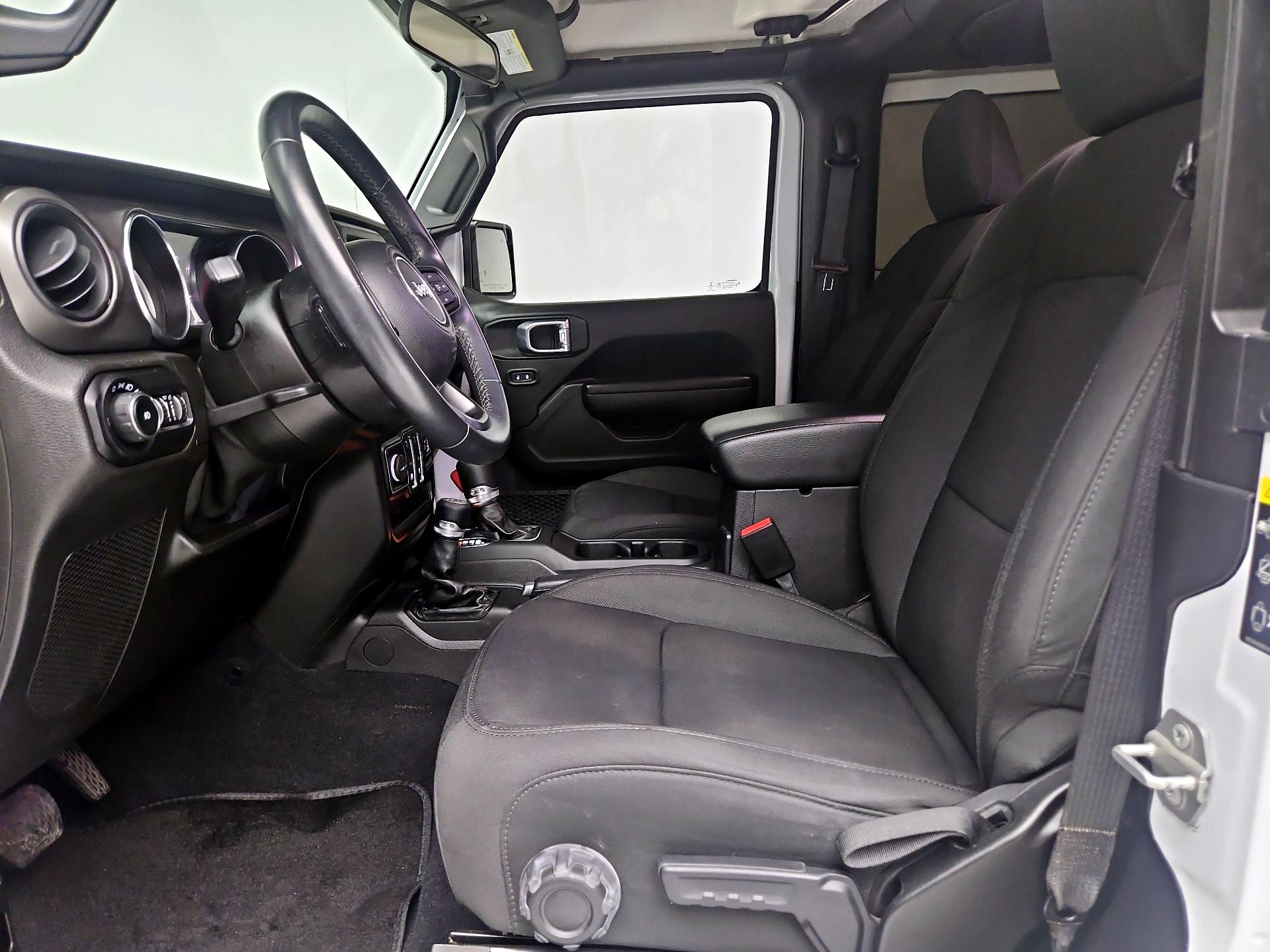 Thumbnail: 2021 Jeep Wrangler - 11