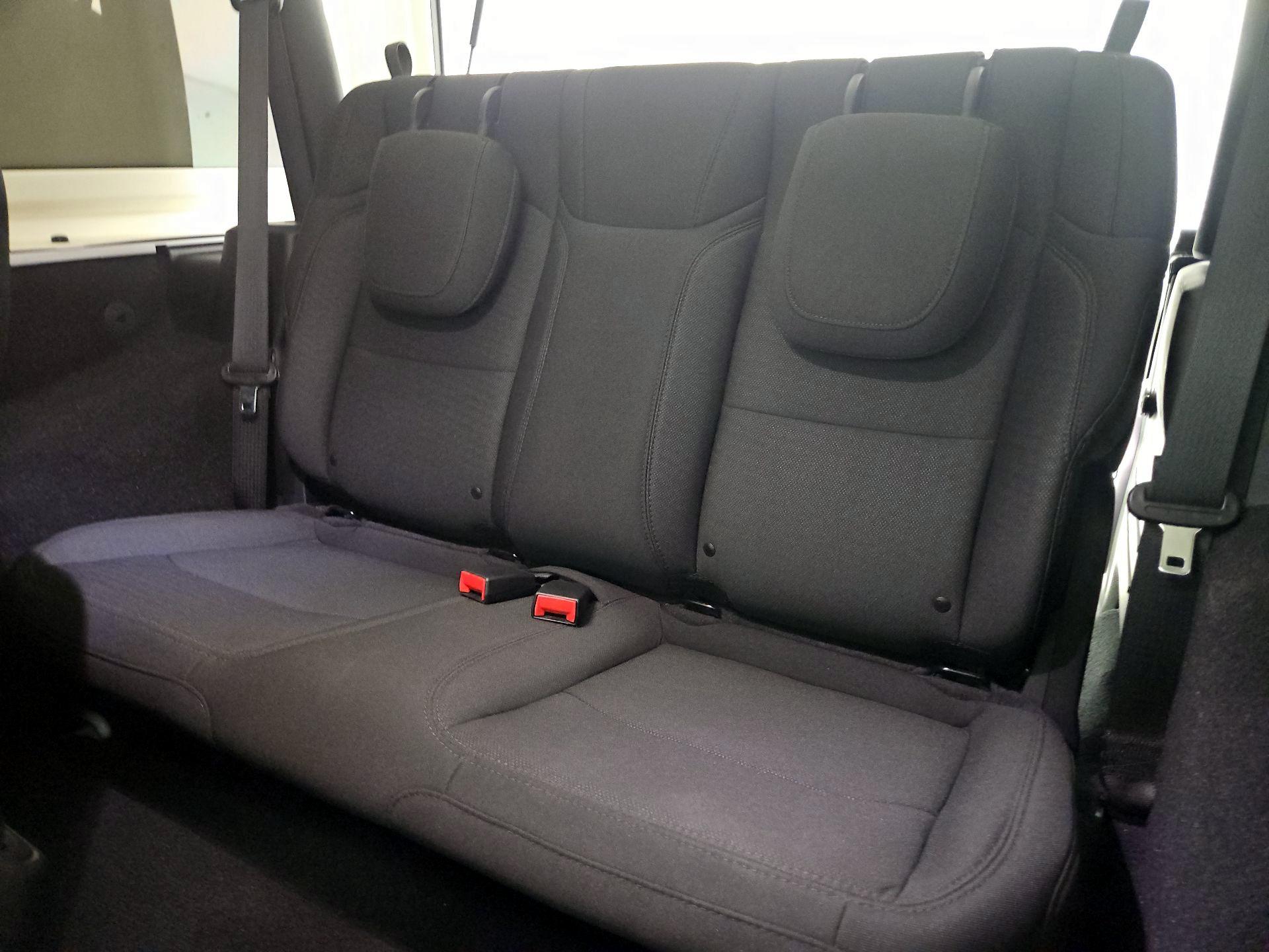 Thumbnail: 2021 Jeep Wrangler - 19