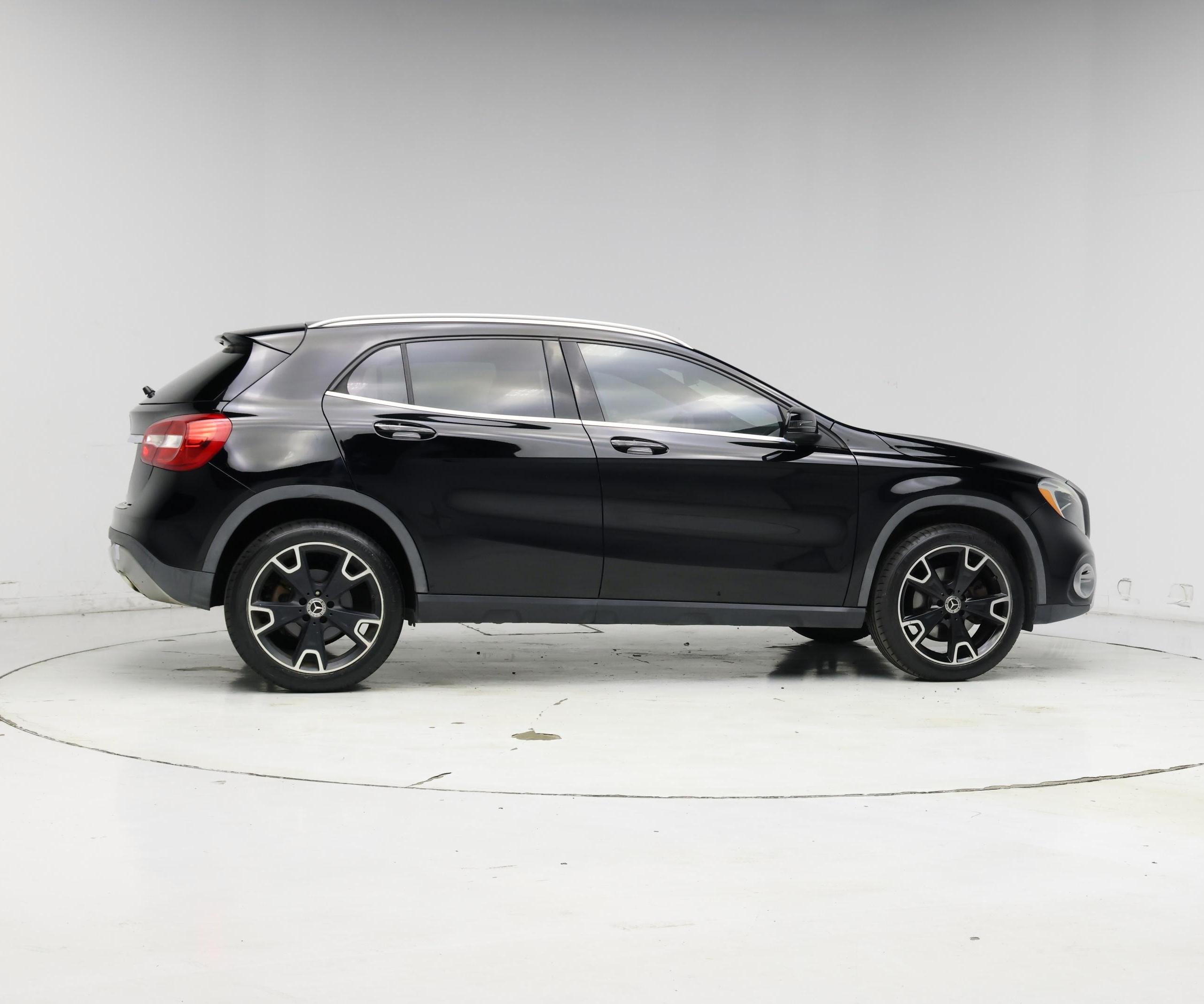 Thumbnail: 2018 Mercedes-Benz GLA - 7