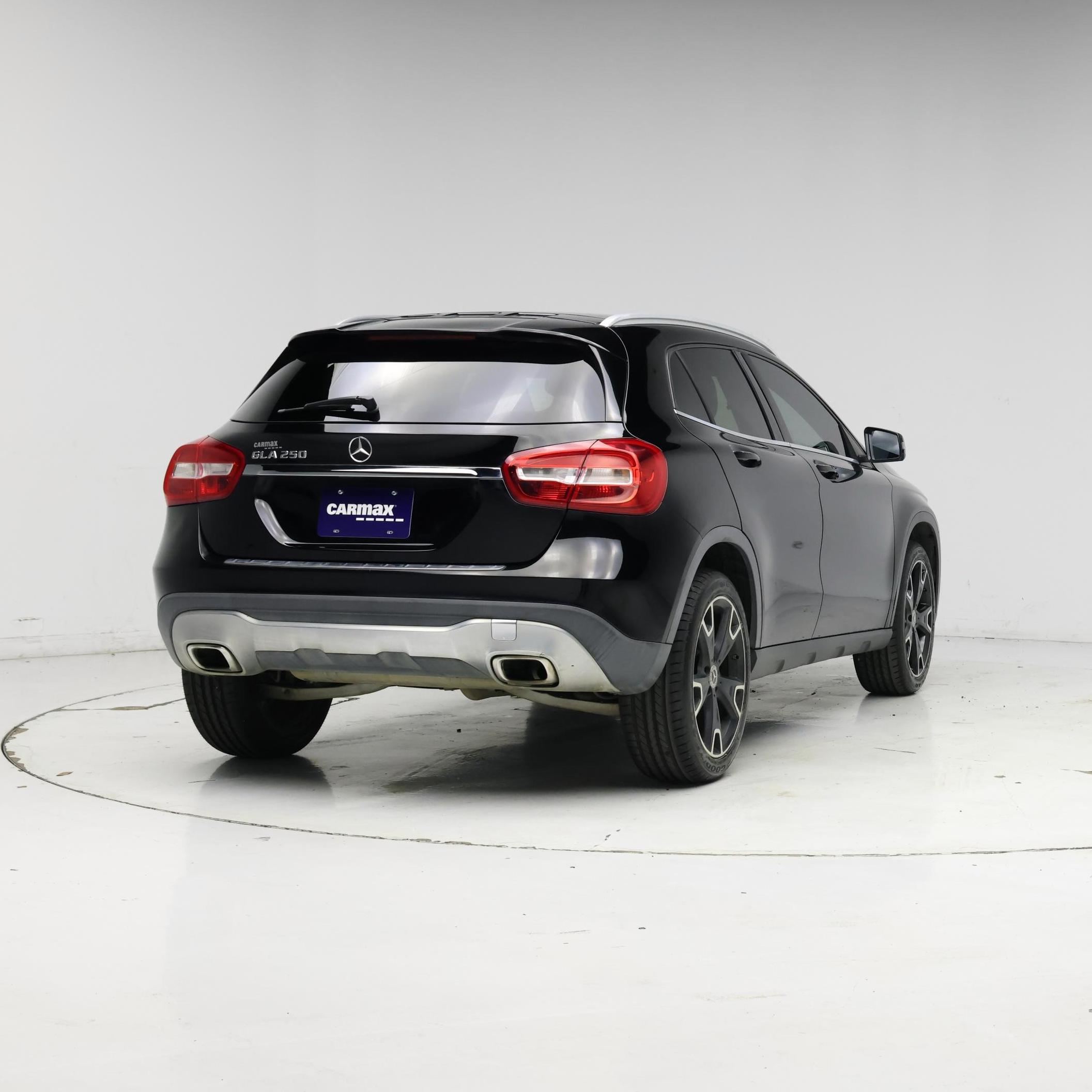 Thumbnail: 2018 Mercedes-Benz GLA - 8