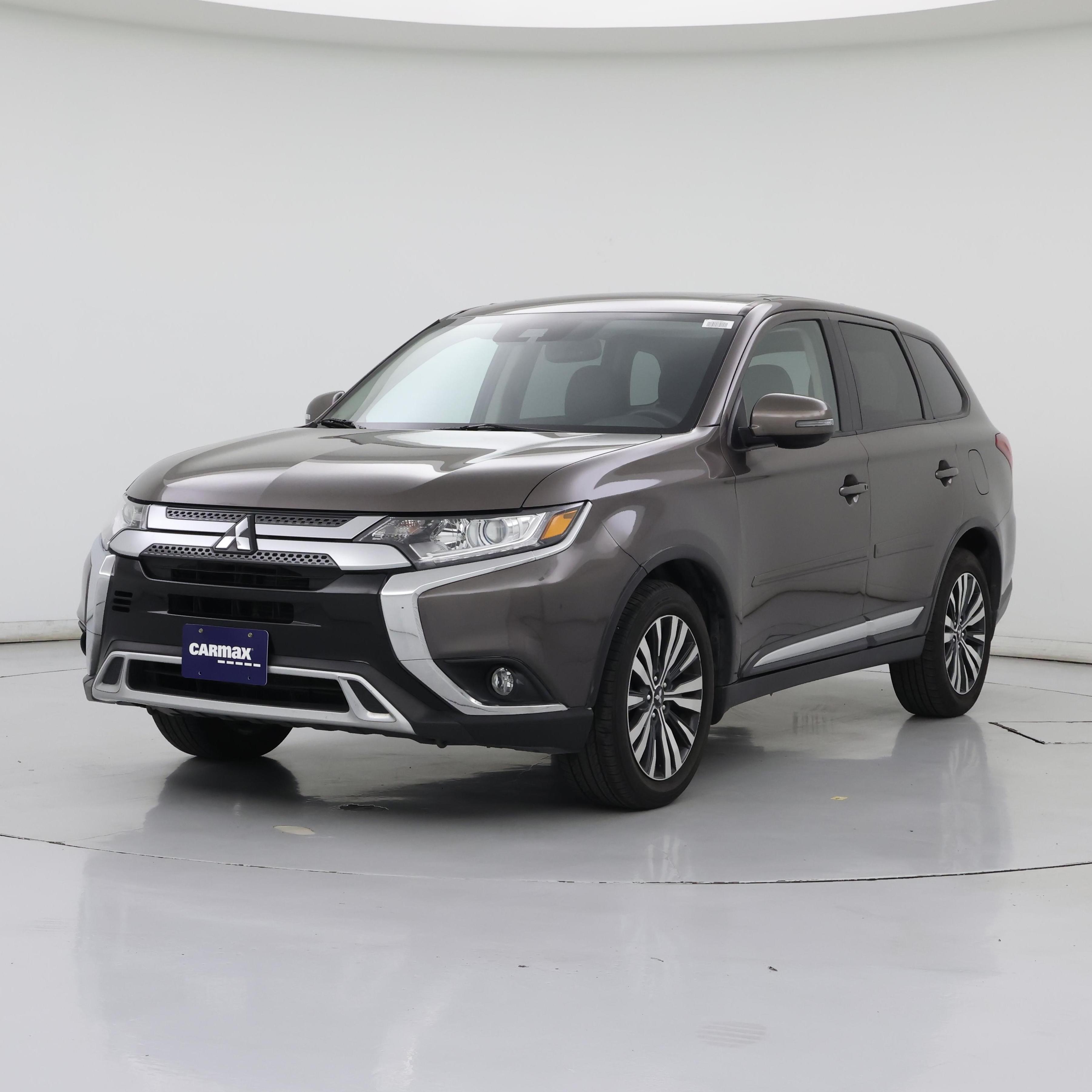 Thumbnail: 2020 Mitsubishi Outlander - 4