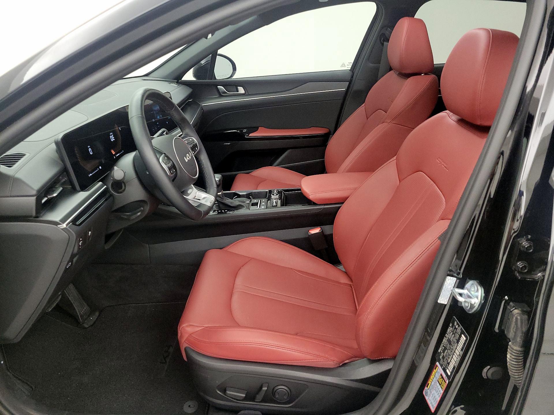 Thumbnail: 2025 Kia K5 - 11