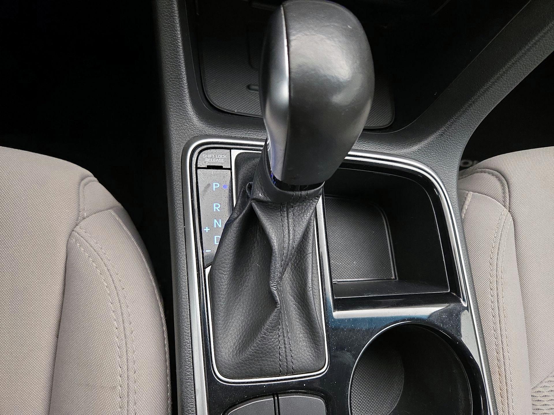 Thumbnail: 2018 Hyundai Sonata - 17