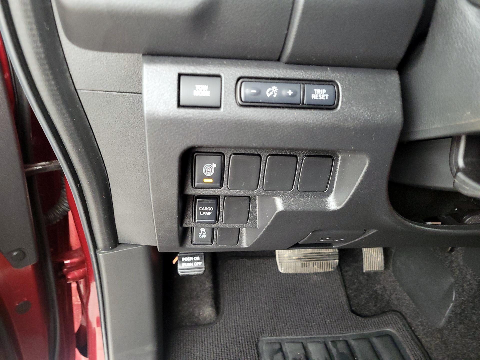 Thumbnail: 2025 Nissan Frontier - 13