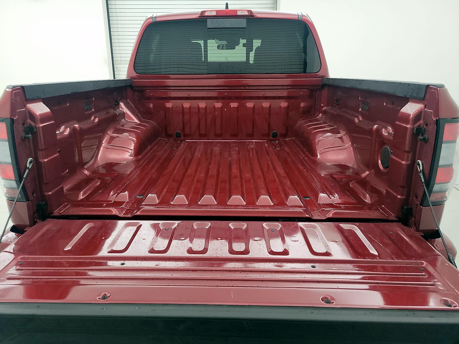 Thumbnail: 2025 Nissan Frontier - 20